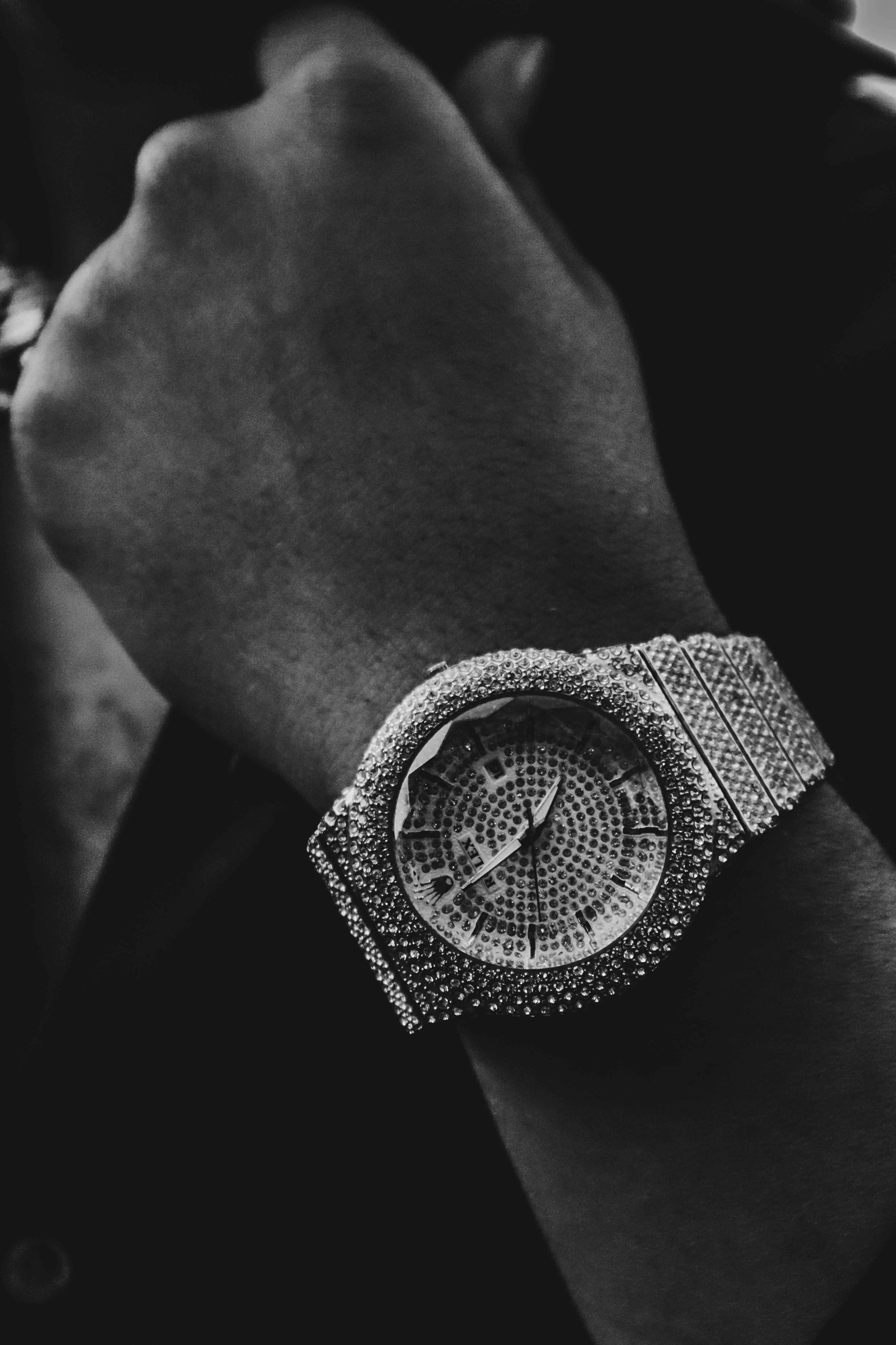 Full Diamond Rolex Watches: Features, Prices, and Buying Tips
