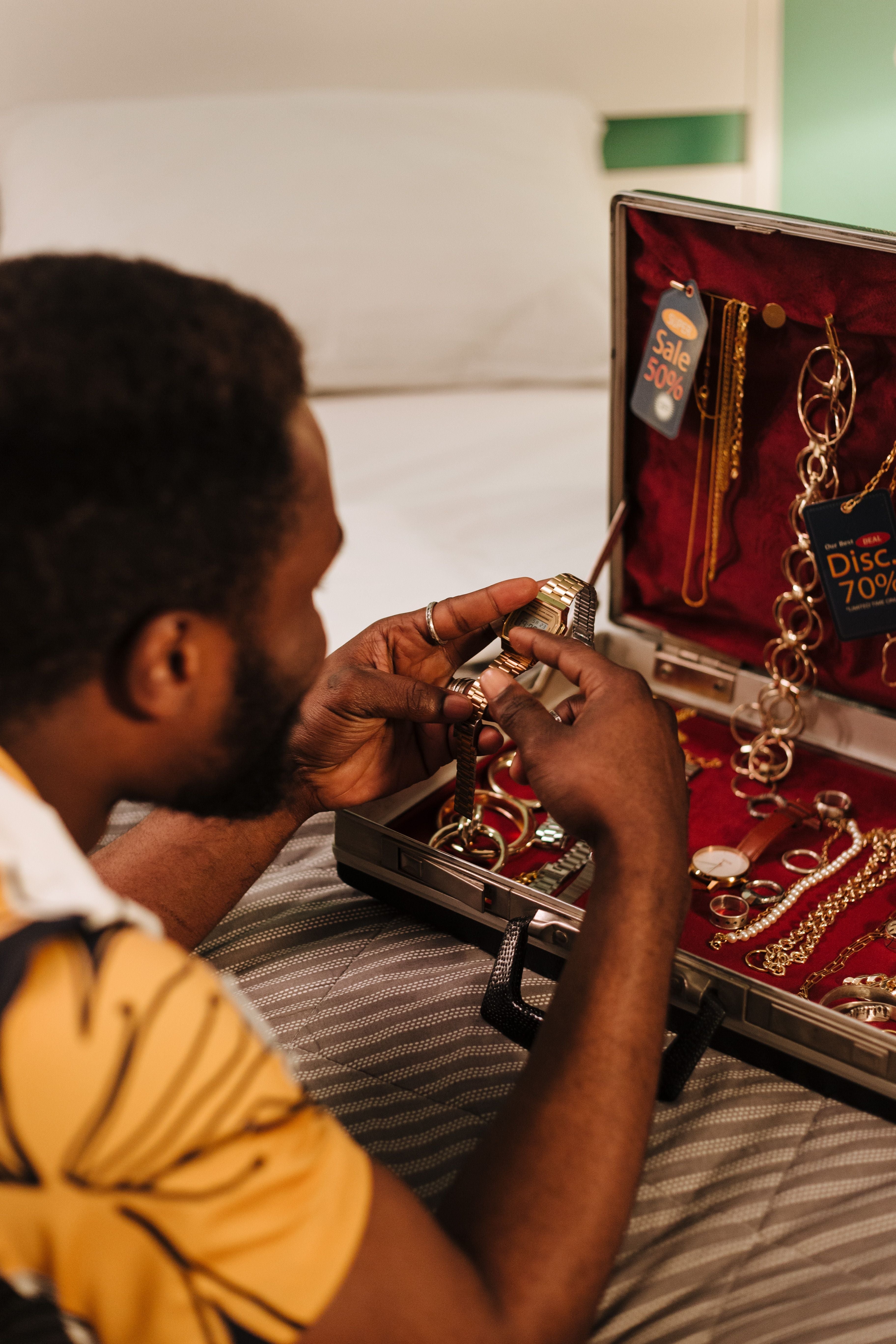 Rolex for Sale: How to Find the Best Deals on Luxury Watches