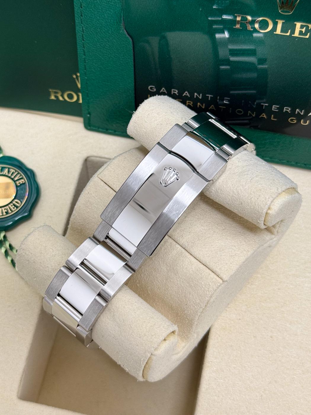 Rolex Datejust 41mm Black Diamond Dial Fluted Bezel Oyster Bracelet 126334