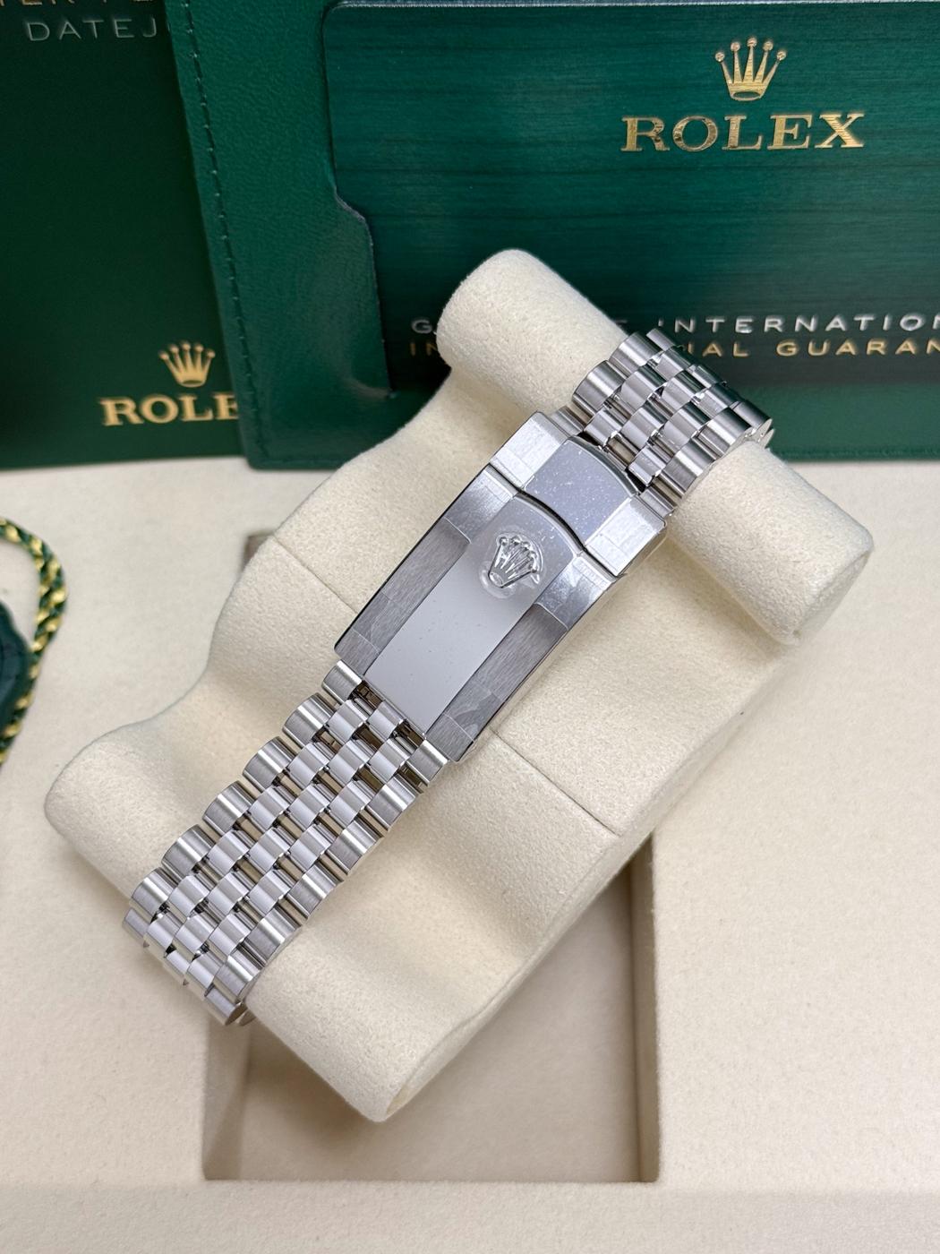Rolex Datejust 41 Green Ombré Dial Fluted Bezel Jubilee Bracelet 126334