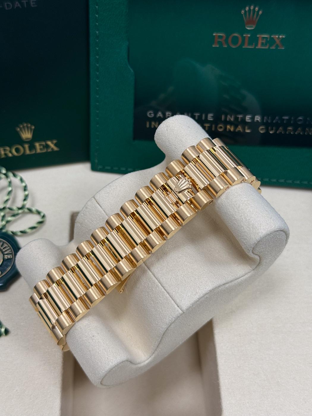 Rolex Yellow Gold President Day Date 40mm Mother of Pearl Diamond Baguette Dial