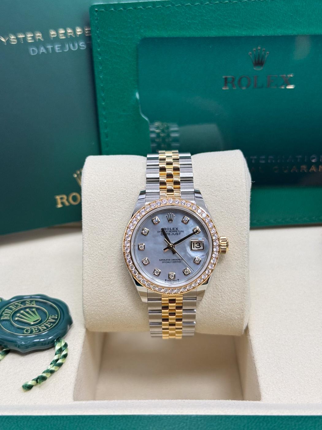Rolex Lady-Datejust 28mm Two-Tone Yellow Gold Mother of Pearl Diamond Dial