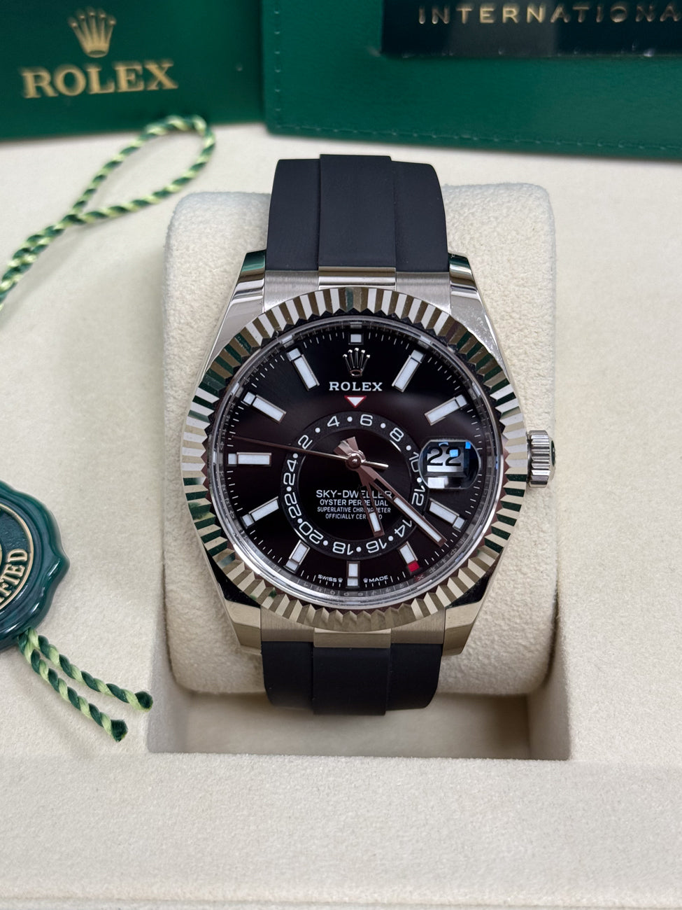 Rolex Sky-Dweller 42mm White Gold Black Dial Oysterflex 336239 – New 2025