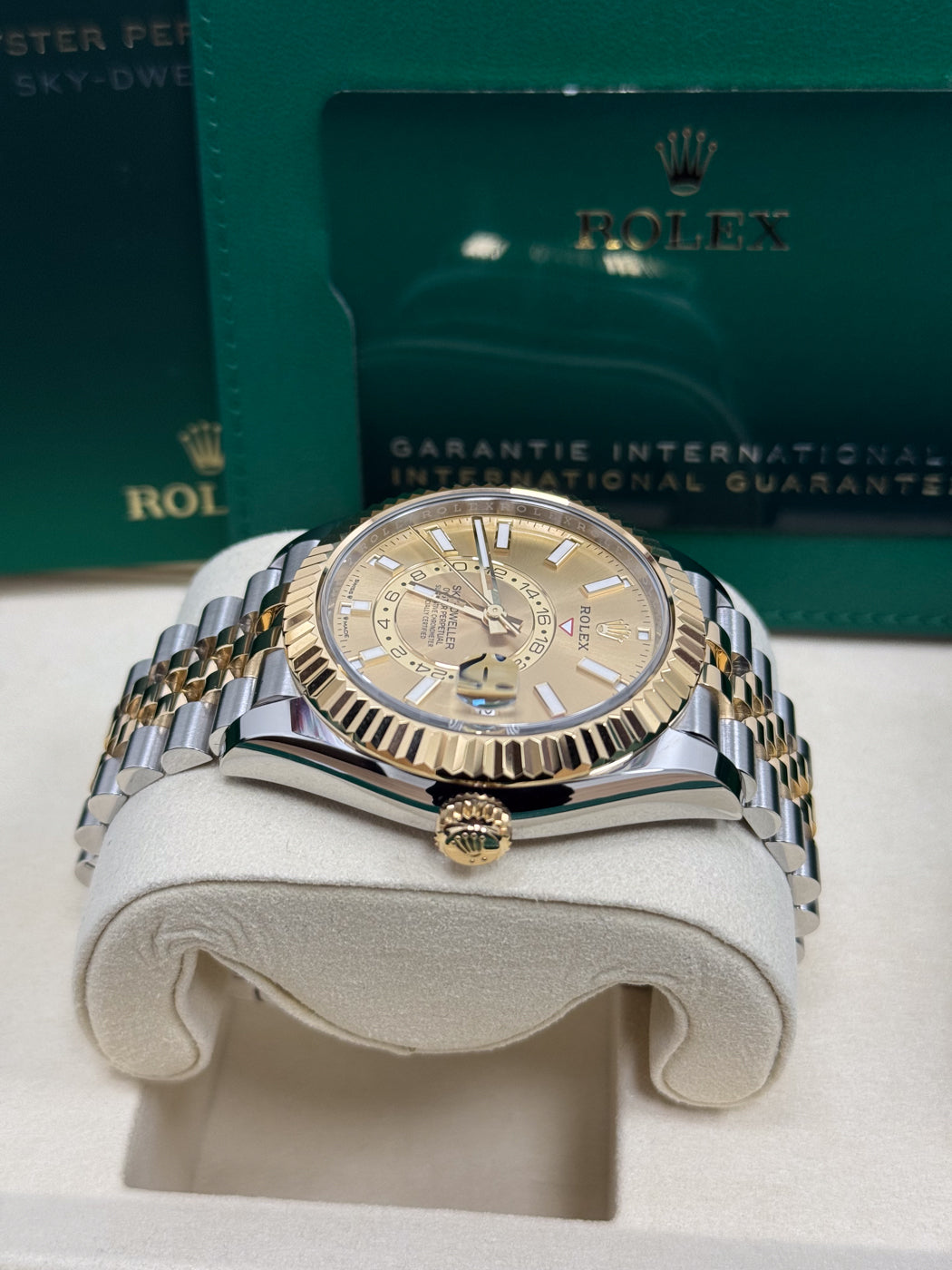 Rolex Sky-Dweller 42mm Two-Tone Yellow Gold Champagne Dial Jubilee Bracelet 336933 – 2023
