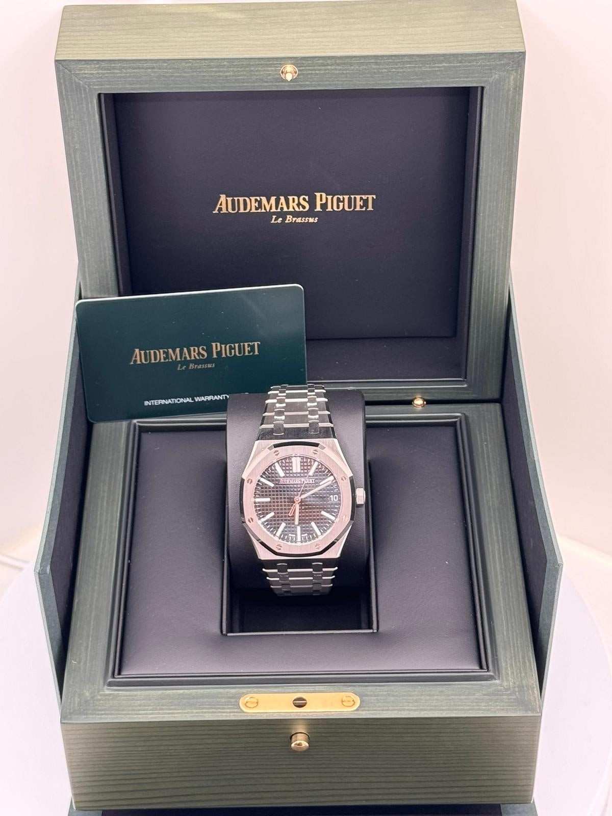Audemars Piguet Royal Oak 41mm Black - 15510ST.OO.1320ST.07 - New 2025