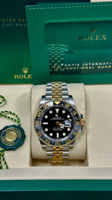 Close-Up of Rolex GMT-Master II 126713GRNR Bezel and Crown Detail – “Bumblebee” 2025