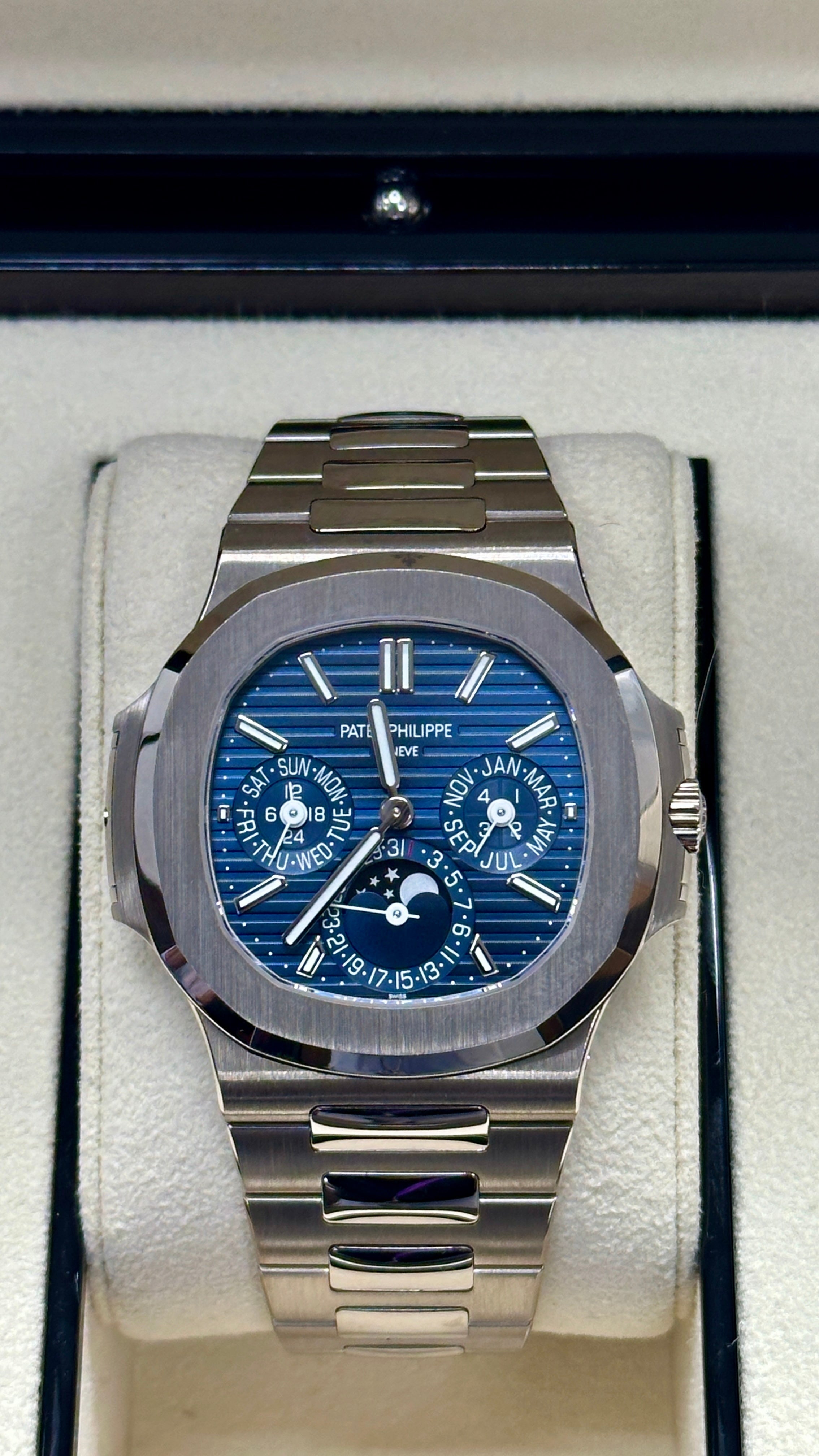Patek Philippe Nautilus Perpetual Calendar 40mm White Gold Blue Dial 5740/1G-01