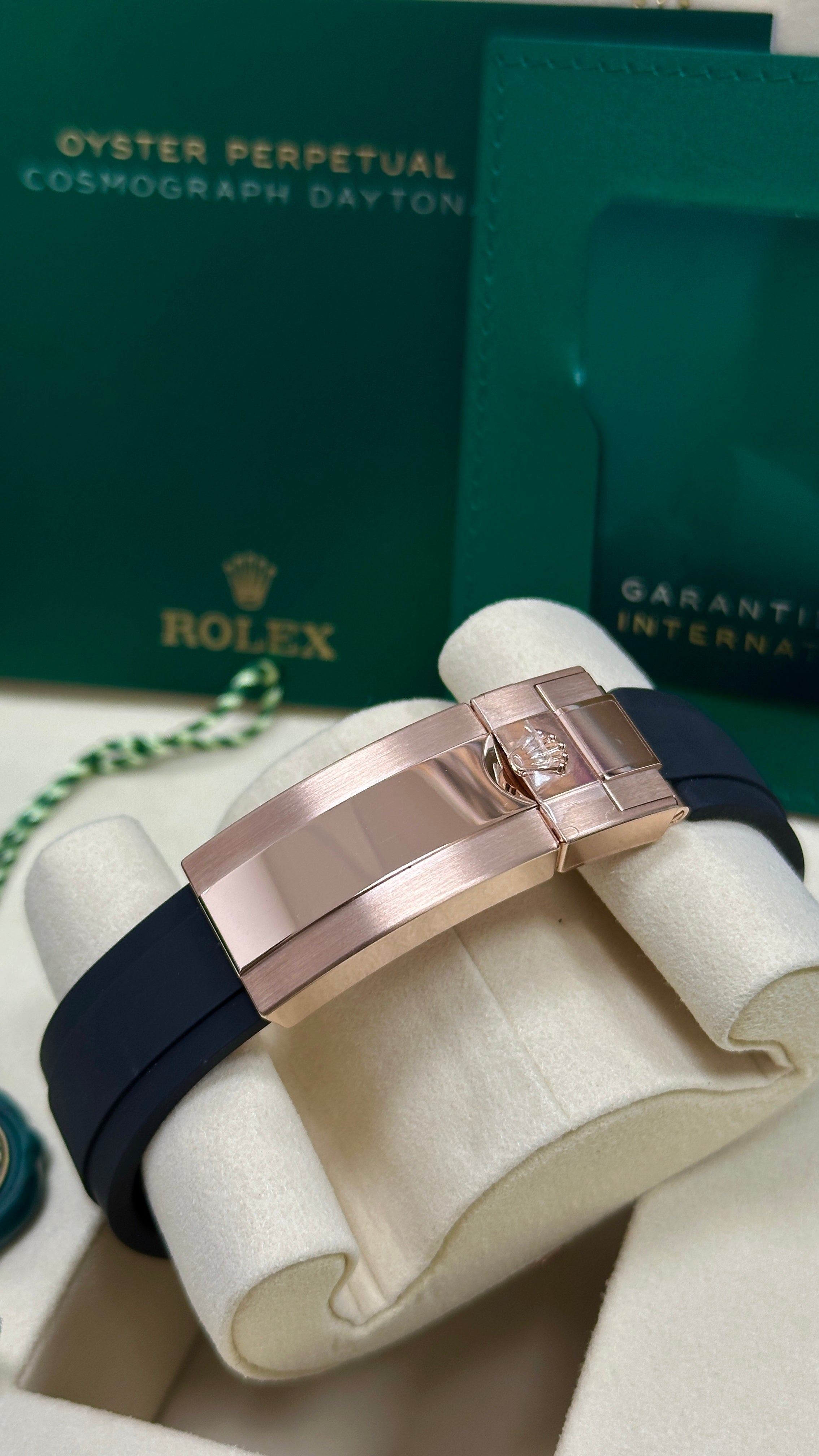 Rolex Cosmograph Daytona 40mm Everose Gold Chocolate Index Dial Black Ceramic