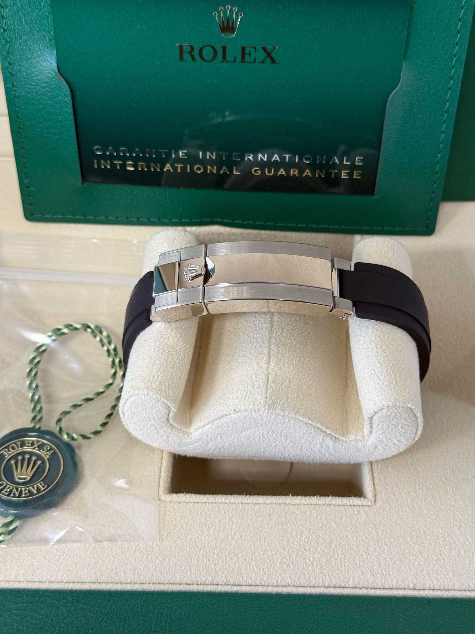 Rolex Cosmograph Daytona "Baby Le Mans" 40mm White Gold Black Dial Oysterflex