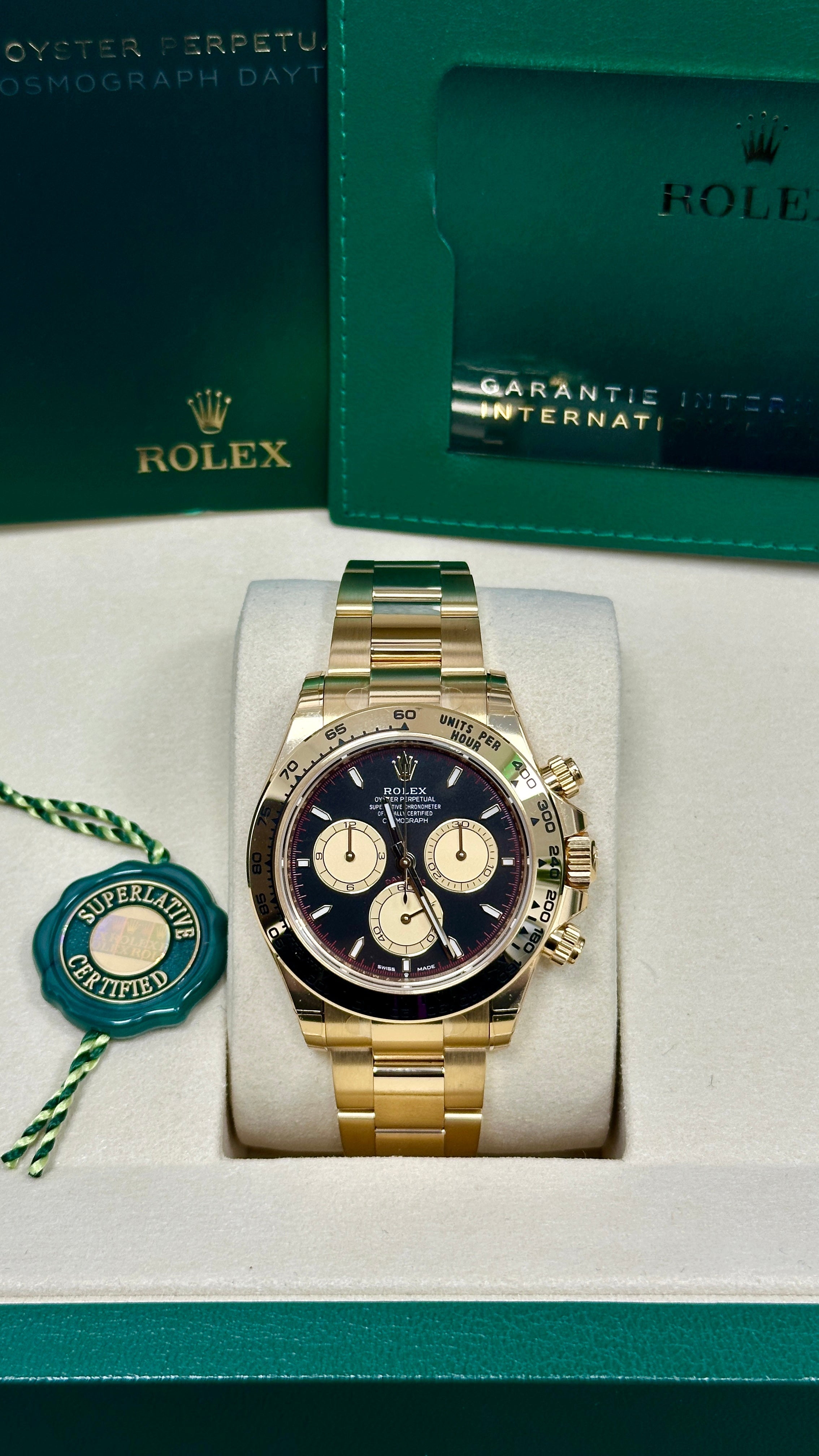 Rolex Cosmograph Daytona "Paul Newman" 40mm Yellow Gold Black Dial 126508