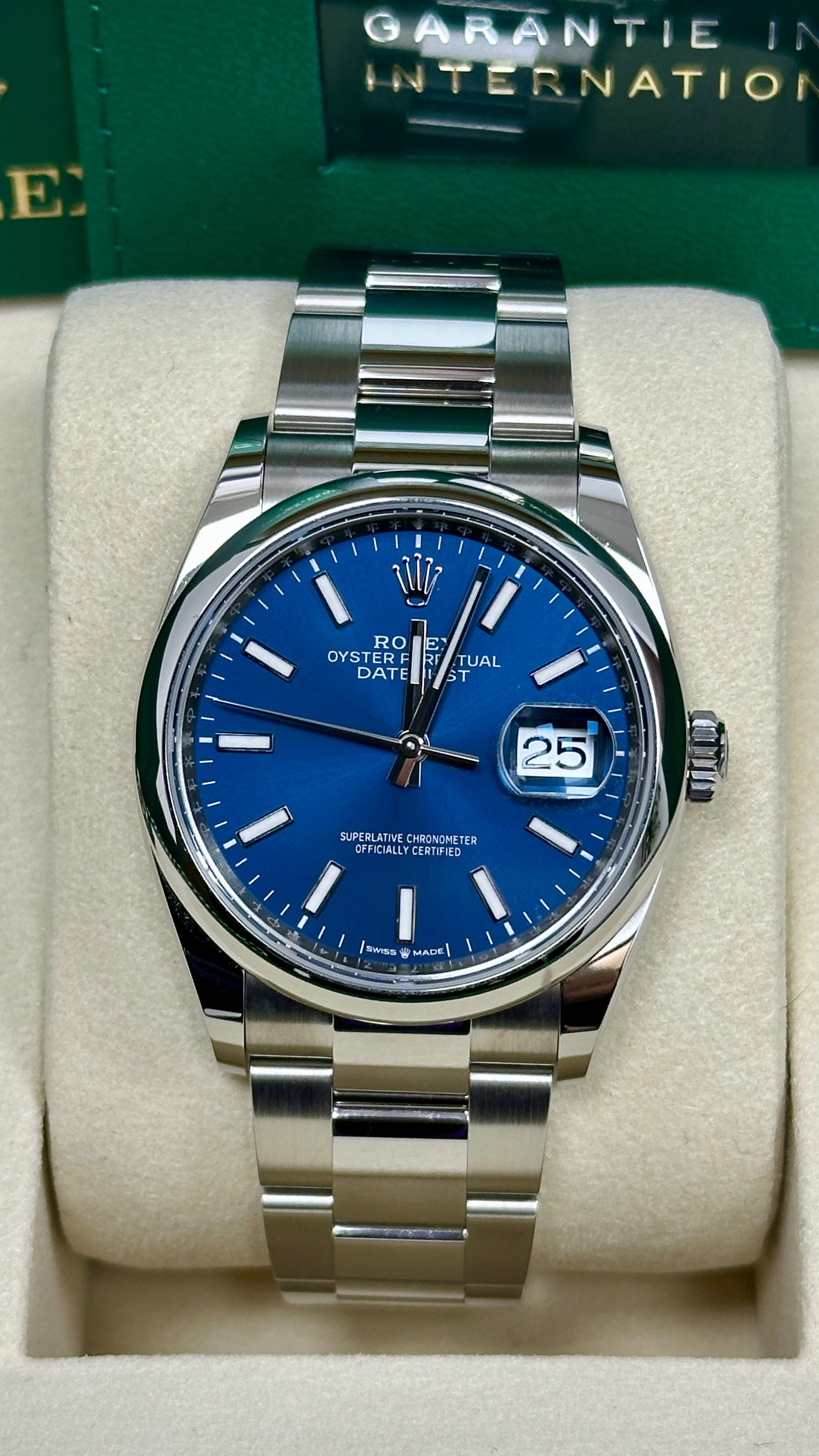 Rolex Datejust 36mm Blue Index Dial Smooth Bezel Oyster Bracelet 126200 – New