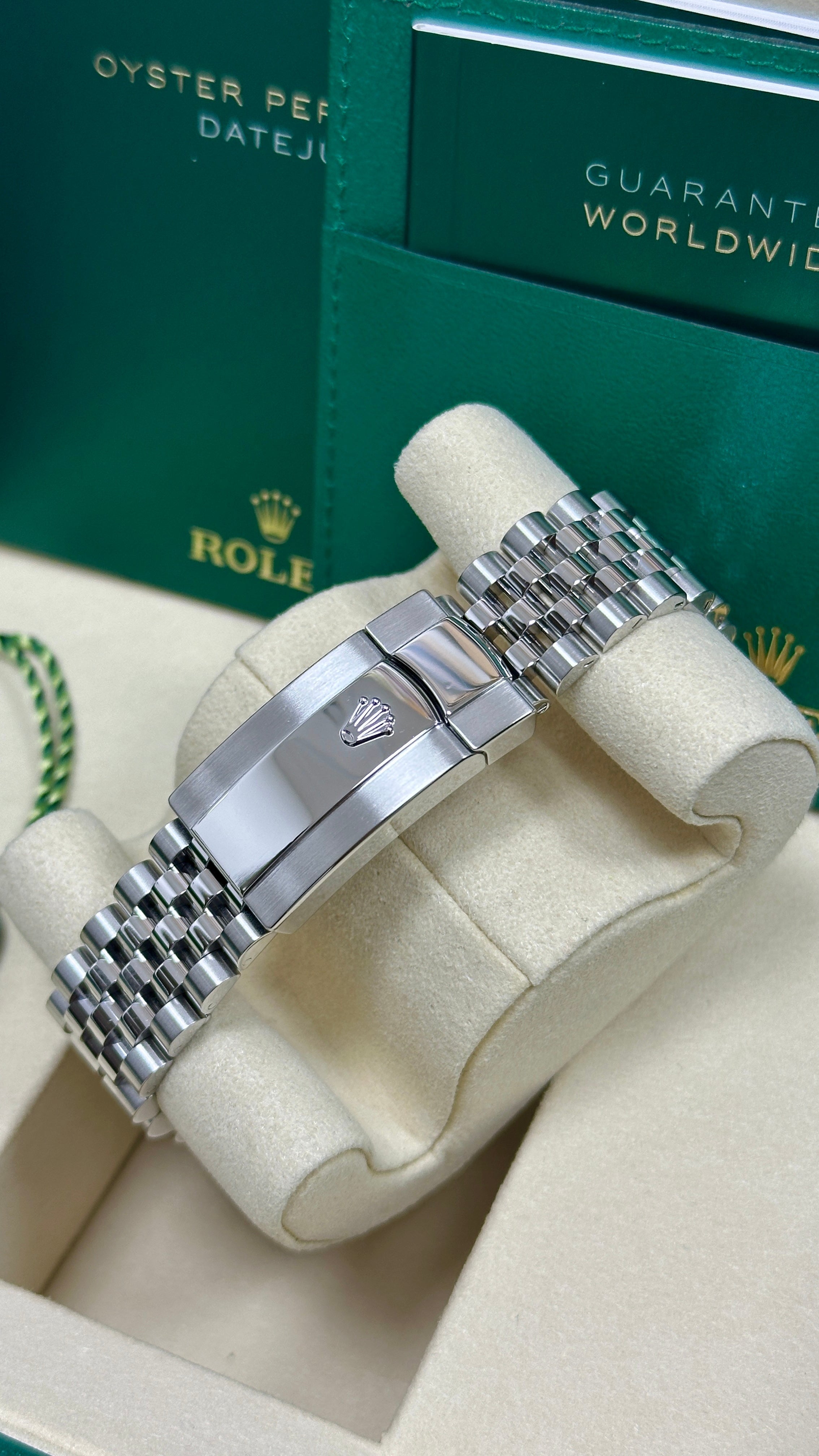 Rolex Datejust 41mm Mint Green Index Dial Fluted Bezel Jubilee Bracelet 126334