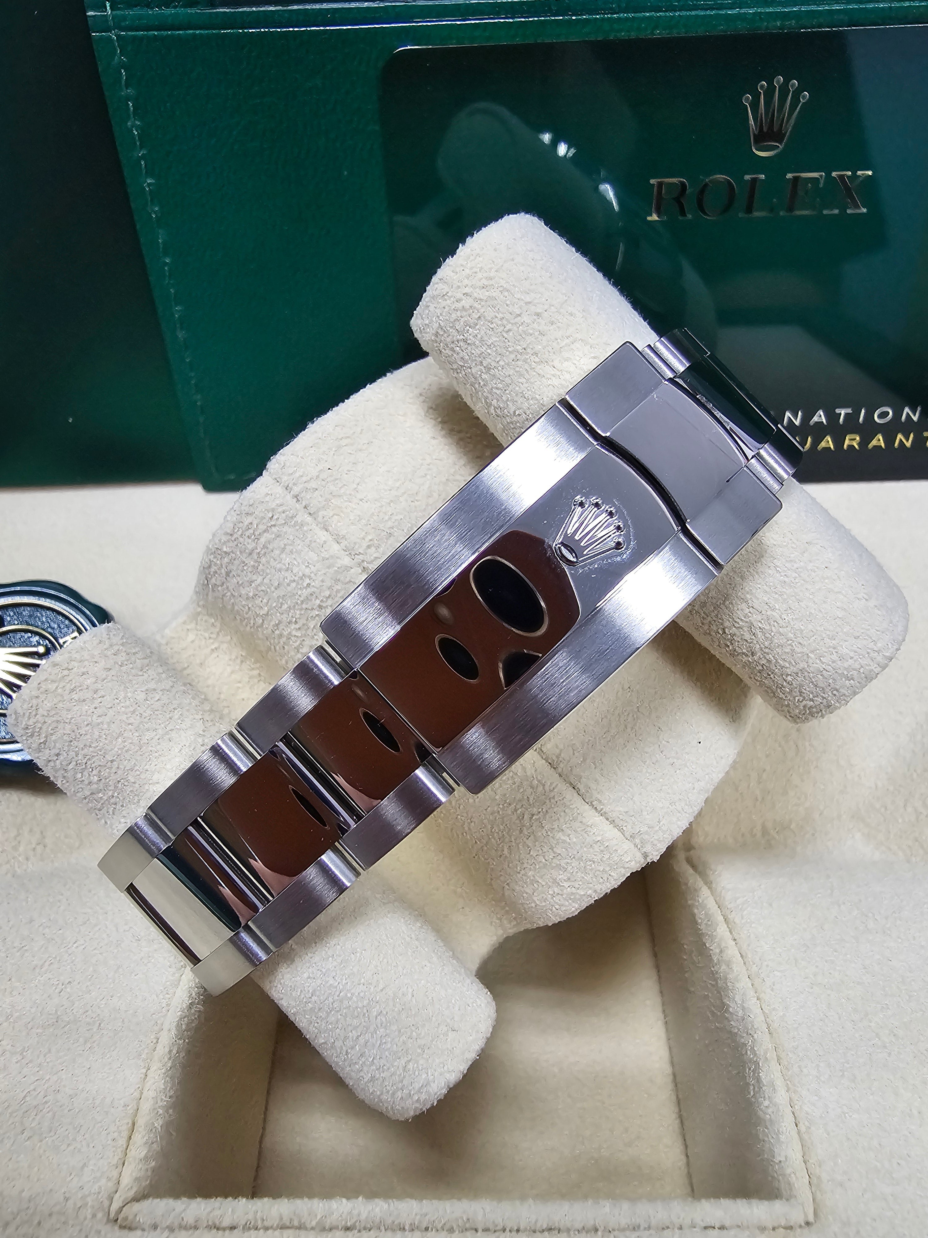 Rolex Datejust 41mm Mint Green Index Dial Fluted Bezel Oyster Bracelet 126334