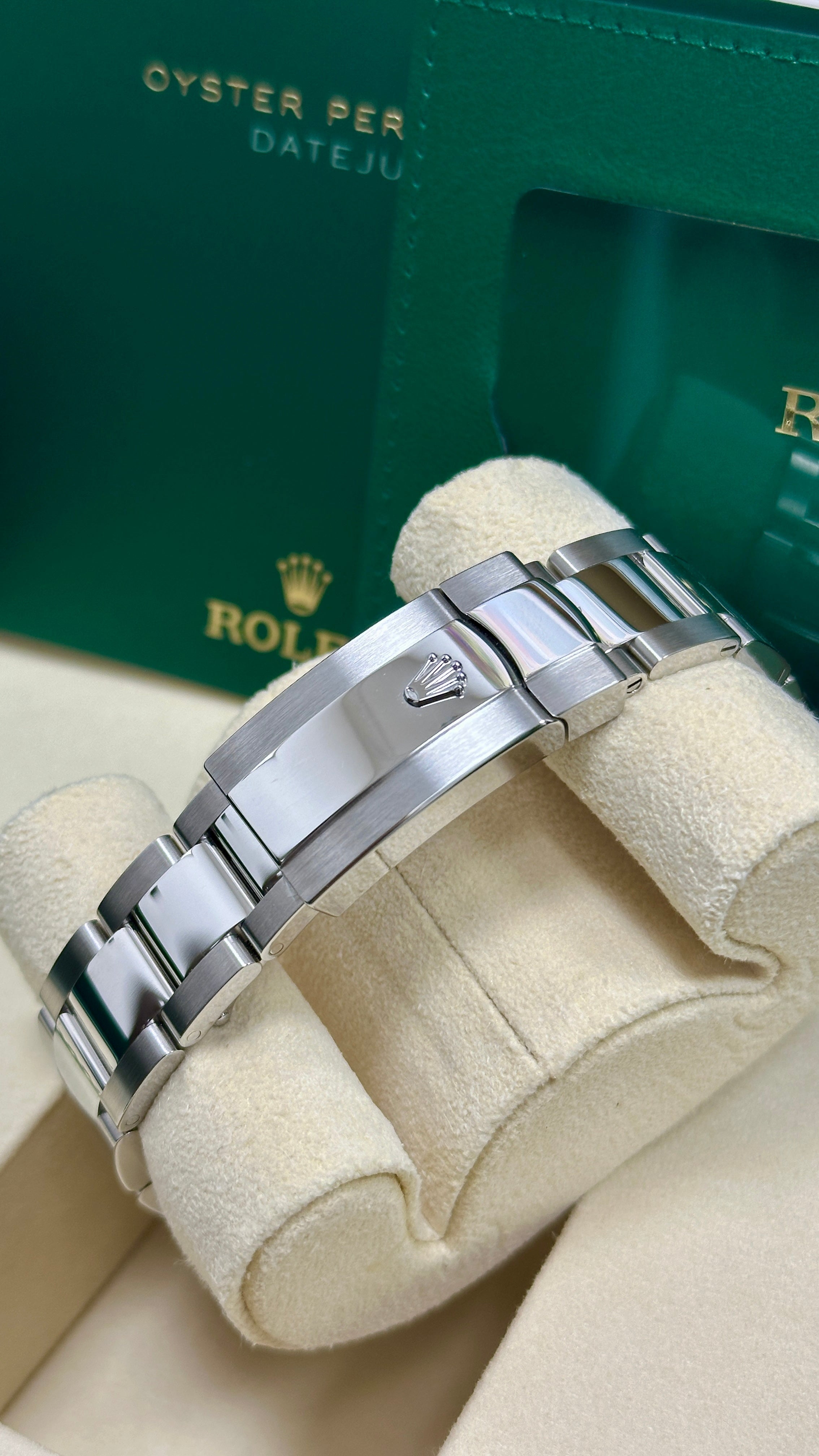 Rolex Datejust 41mm White Roman Dial Fluted Bezel Oyster Bracelet 126334