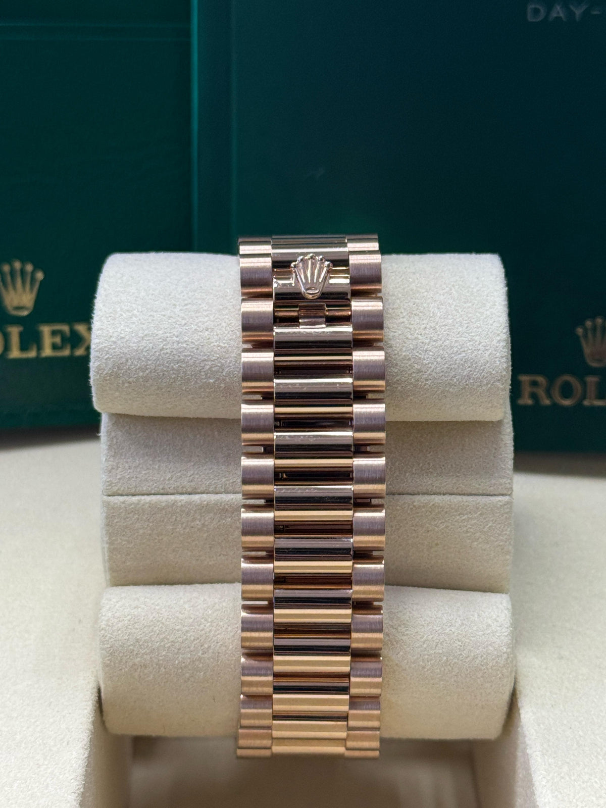 Rolex Day-Date “President” 36mm Everose Gold Green Aventurine Roman Diamond