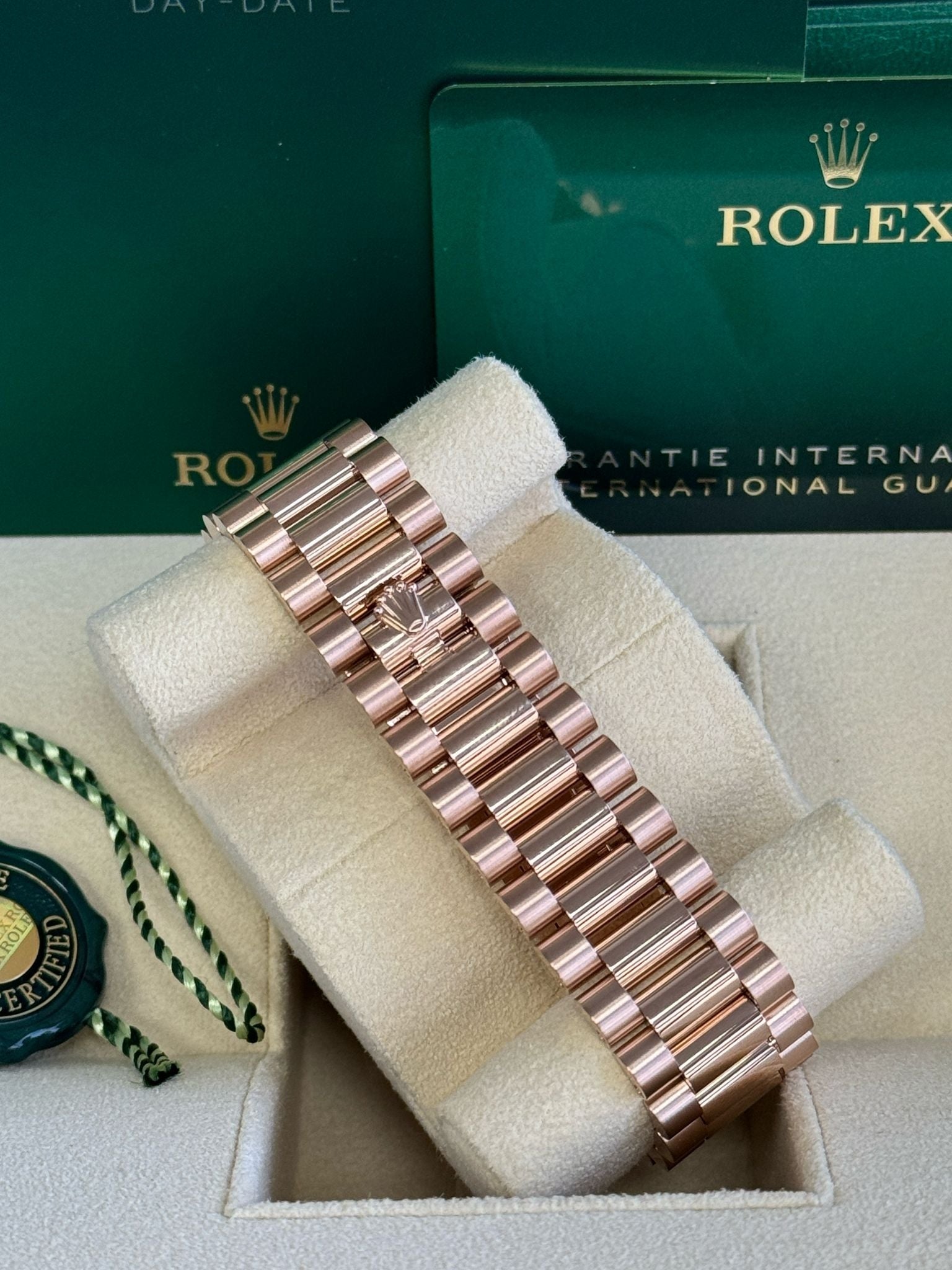 Rolex Day-Date "President" 40mm Everose Gold Slate Roman Ombre "Smoke" Dial