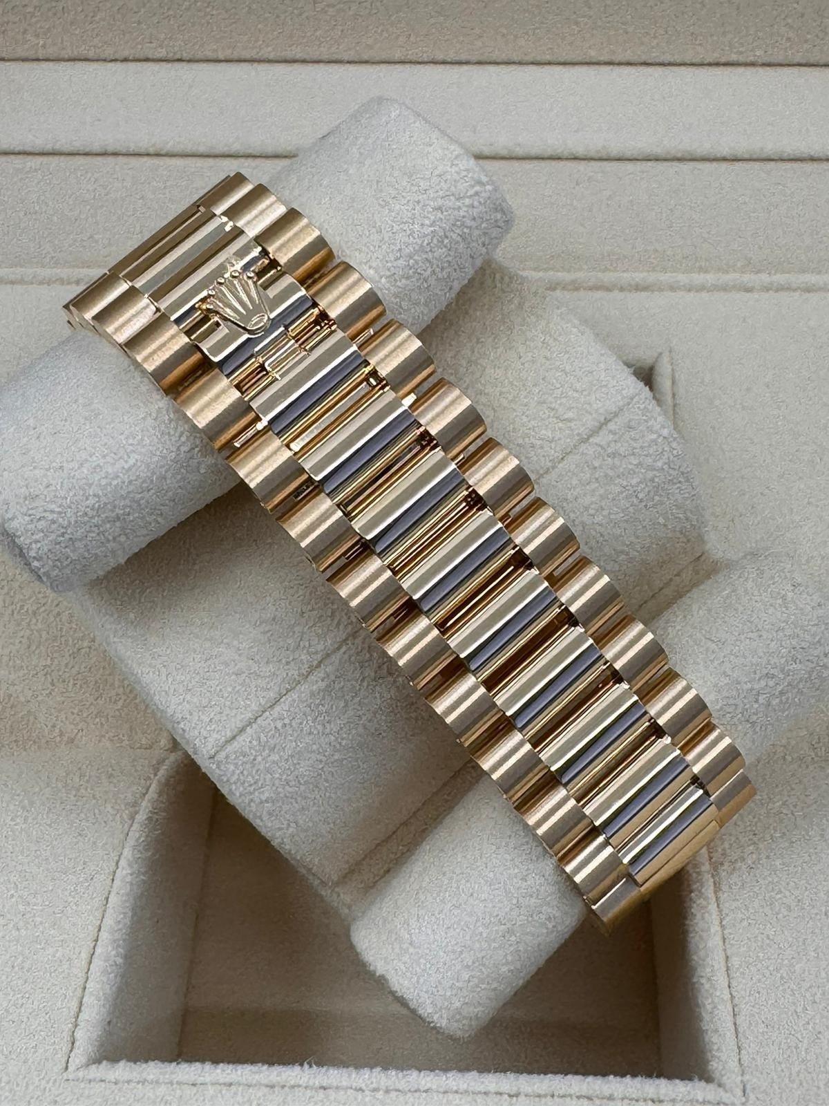 Rolex Day-Date "President" 40mm Yellow Gold Champagne Roman Dial - 228238