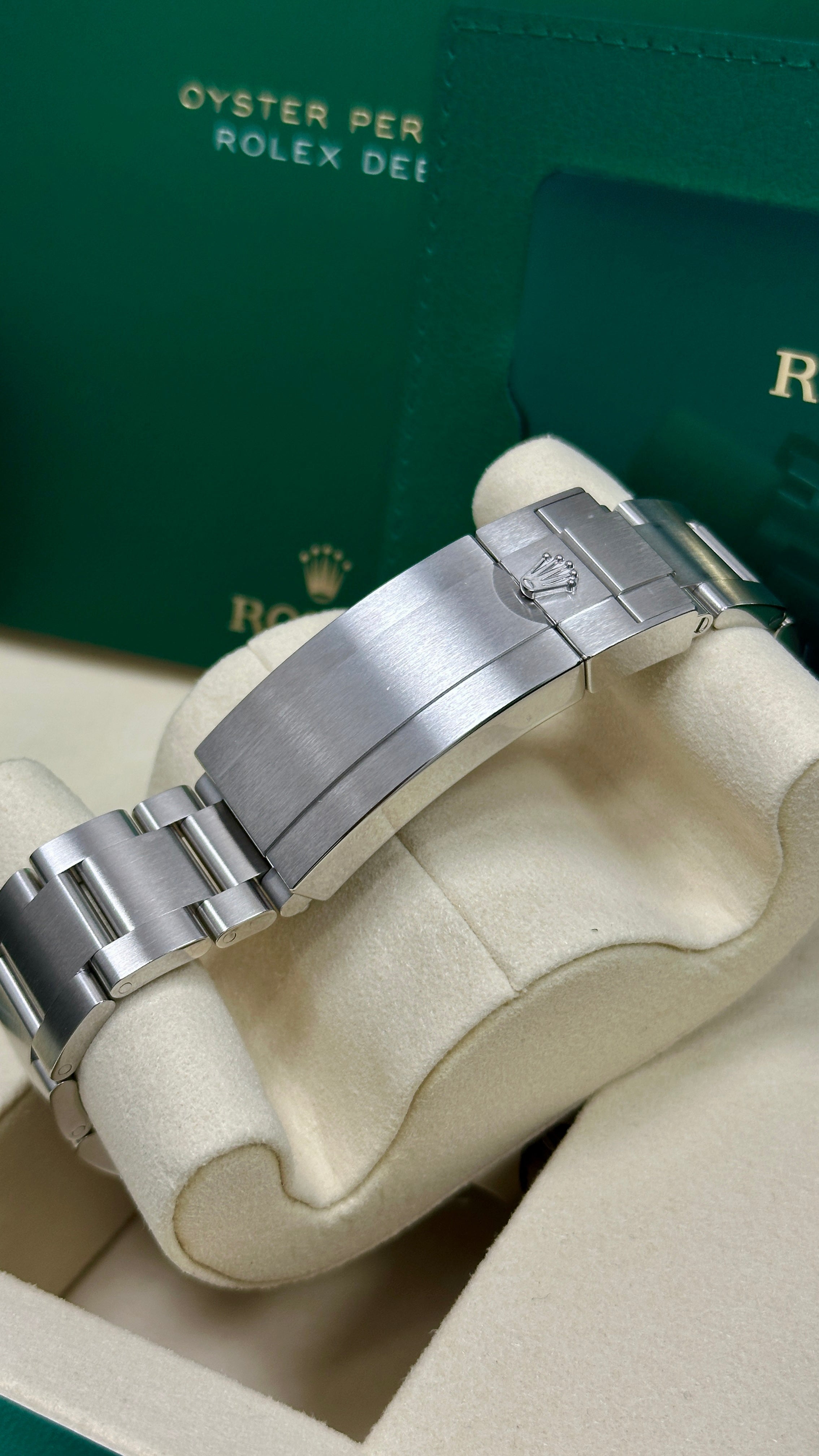 Rolex Deepsea 44mm Blue/Black Gradient “James Cameron” Dial 136660 – New 2026