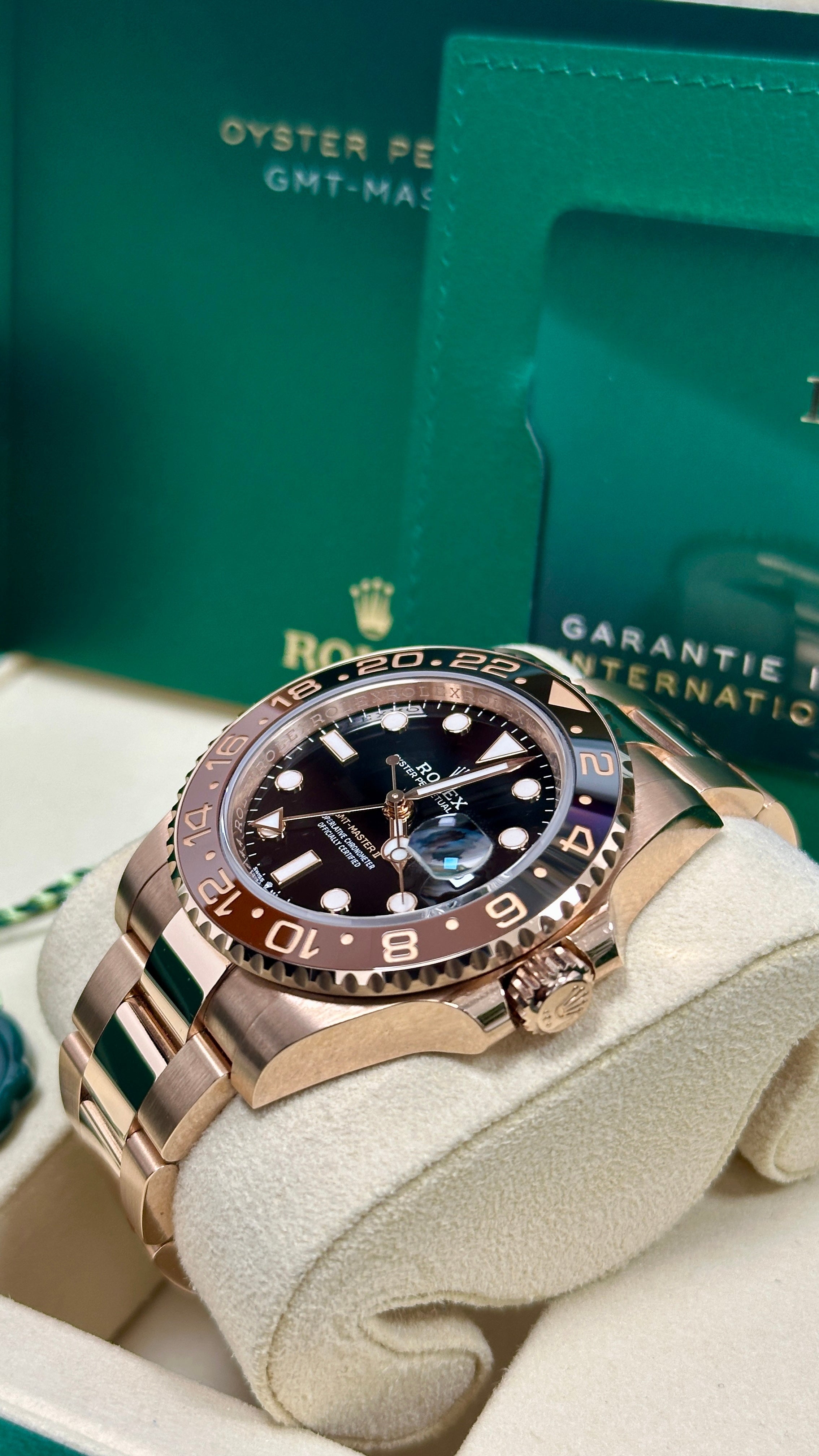 Rolex GMT-Master II "Root Beer" 40mm Everose Gold Black Dial Brown and Black