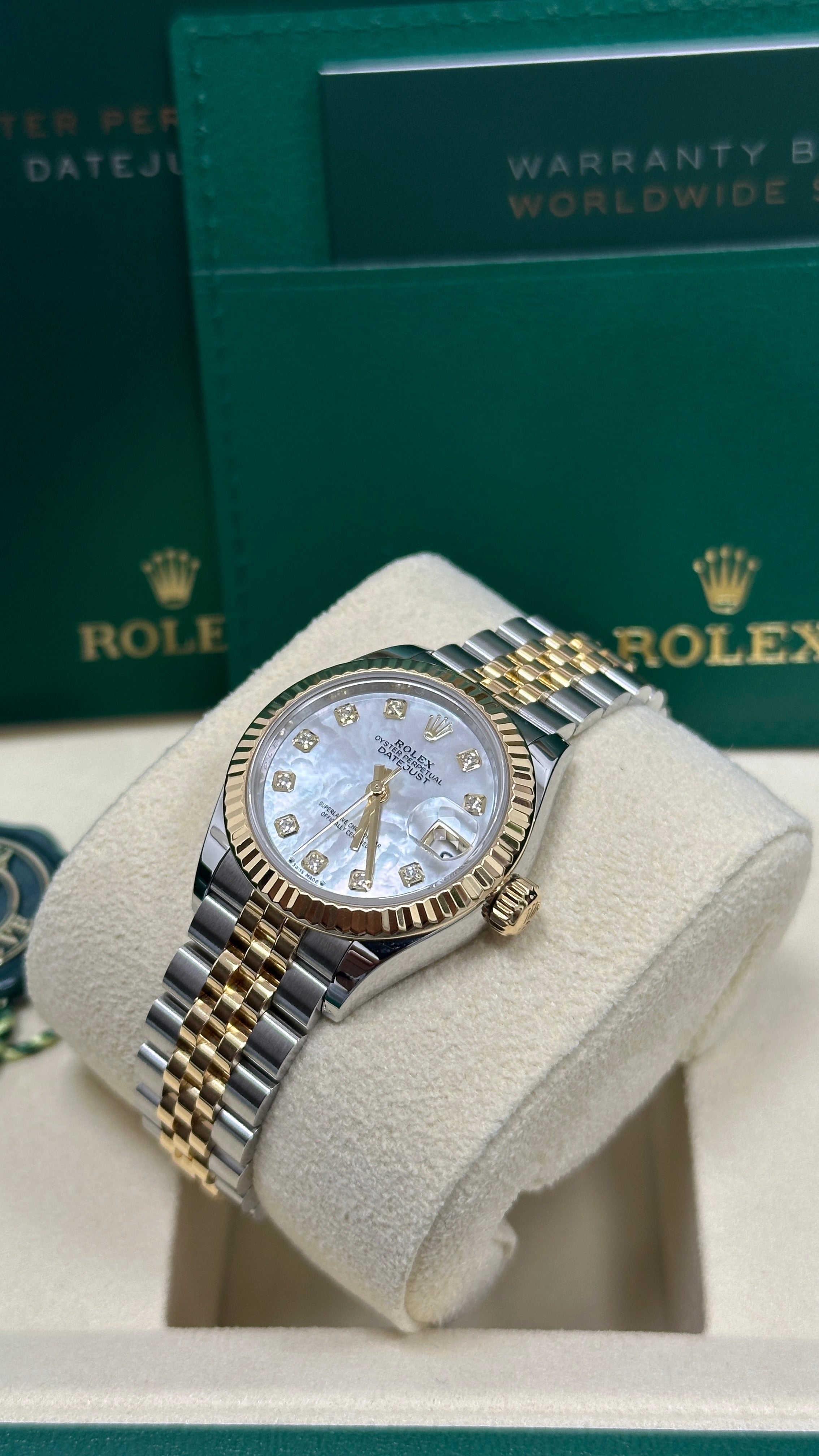Rolex Lady-Datejust 28mm Two-Tone Yellow Gold Mother of Pearl Diamond Dial