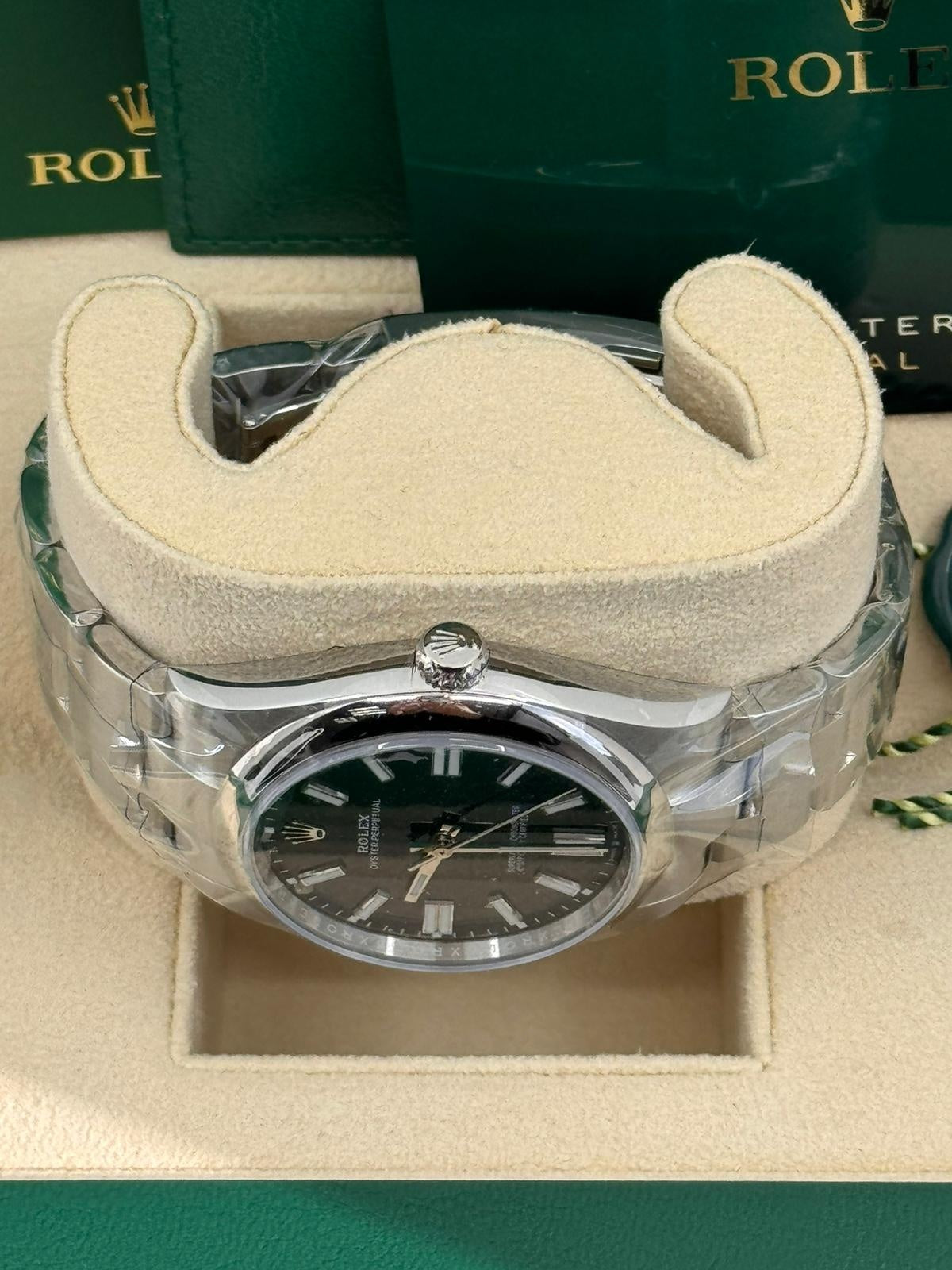 Rolex Oyster Perpetual 34mm Black Dial - 124200