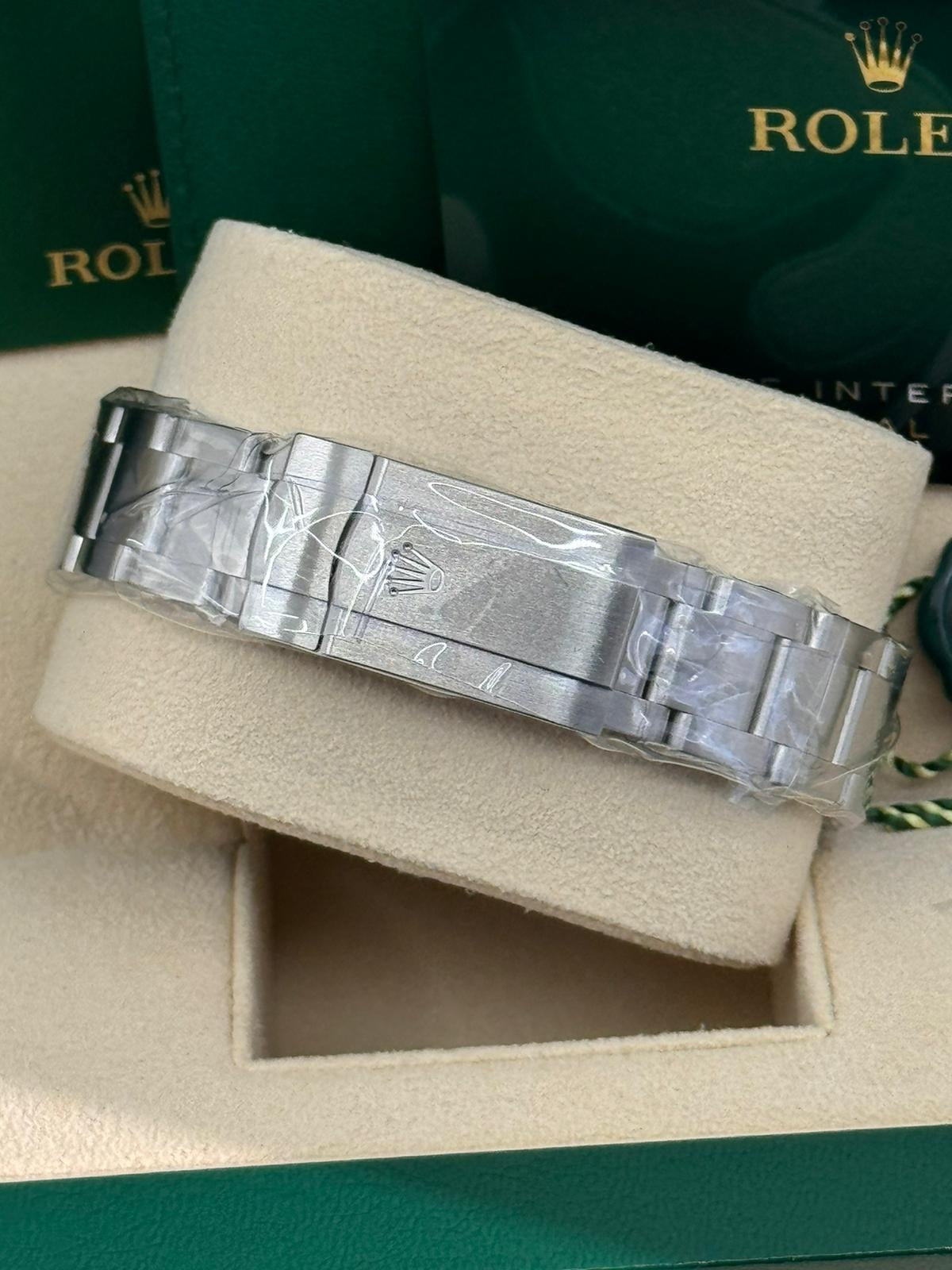 Rolex Oyster Perpetual 34mm Black Dial - 124200