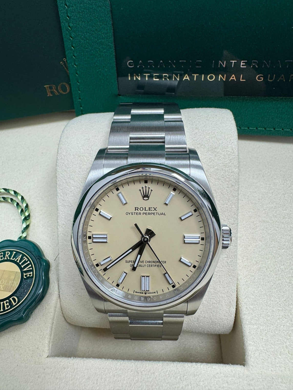 Rolex Oyster Perpetual 36mm Beige Dial Oyster Bracelet – 126000