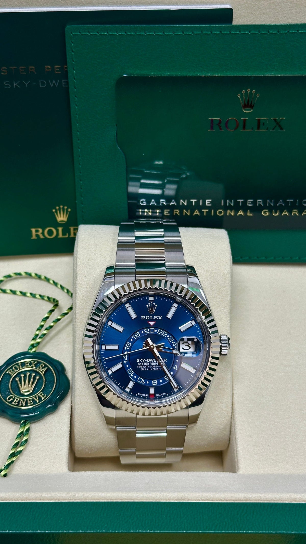 Rolex Sky-Dweller 42mm Blue Dial Oyster Bracelet 336934 – New 2026