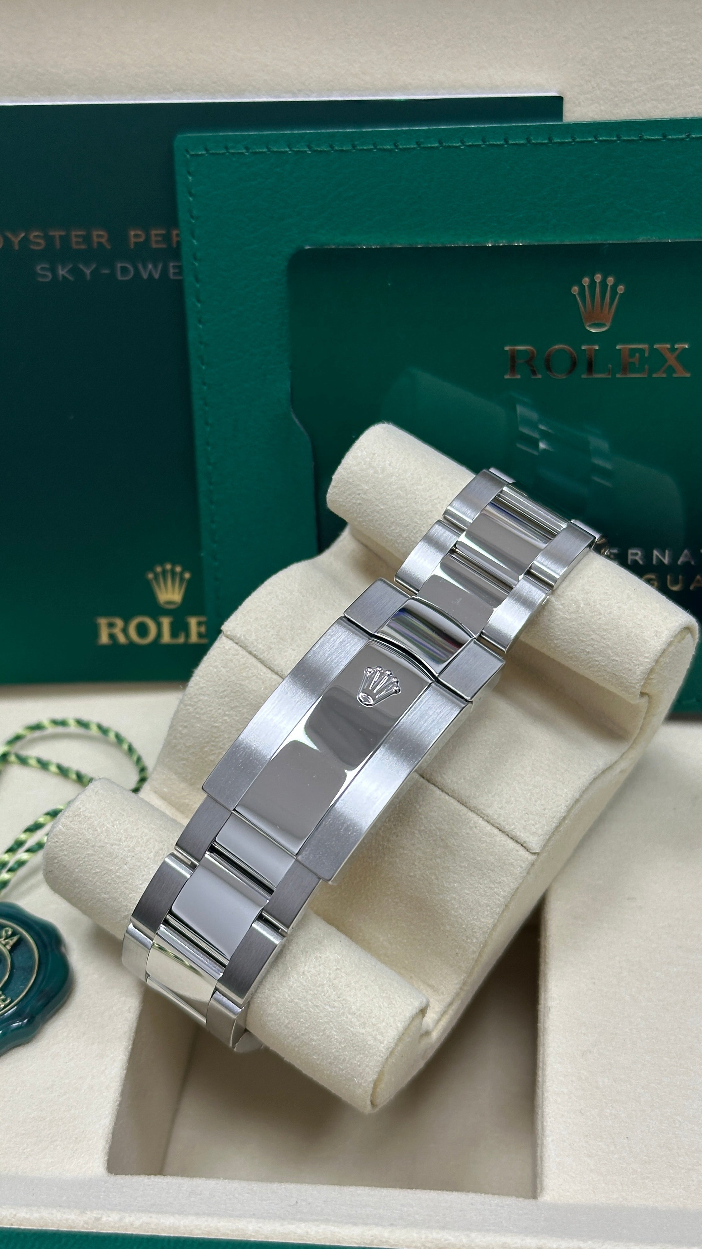 Rolex Sky-Dweller 42mm Blue Dial Oyster Bracelet 336934 – New 2026