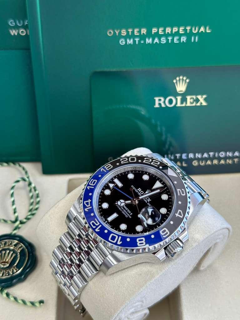 Rolex GMT-Master II "Batgirl" 40mm Black Dial Blue and Black Bezel Jubilee