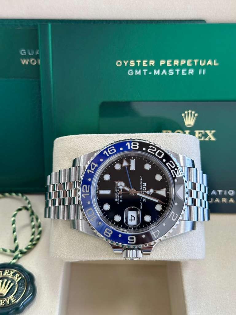 Rolex GMT-Master II "Batgirl" 40mm Black Dial Blue and Black Bezel Jubilee