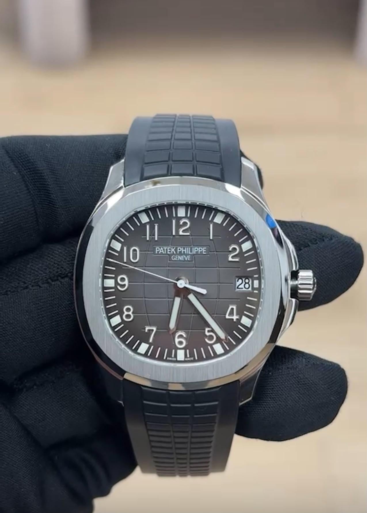 Patek Philippe Aquanaut Stainless Steel - 5167A-001