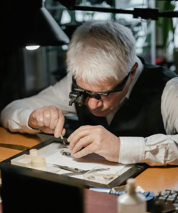 A Guide to Rolex Watch Maintenance: How to Keep Your Investment in Top Condition