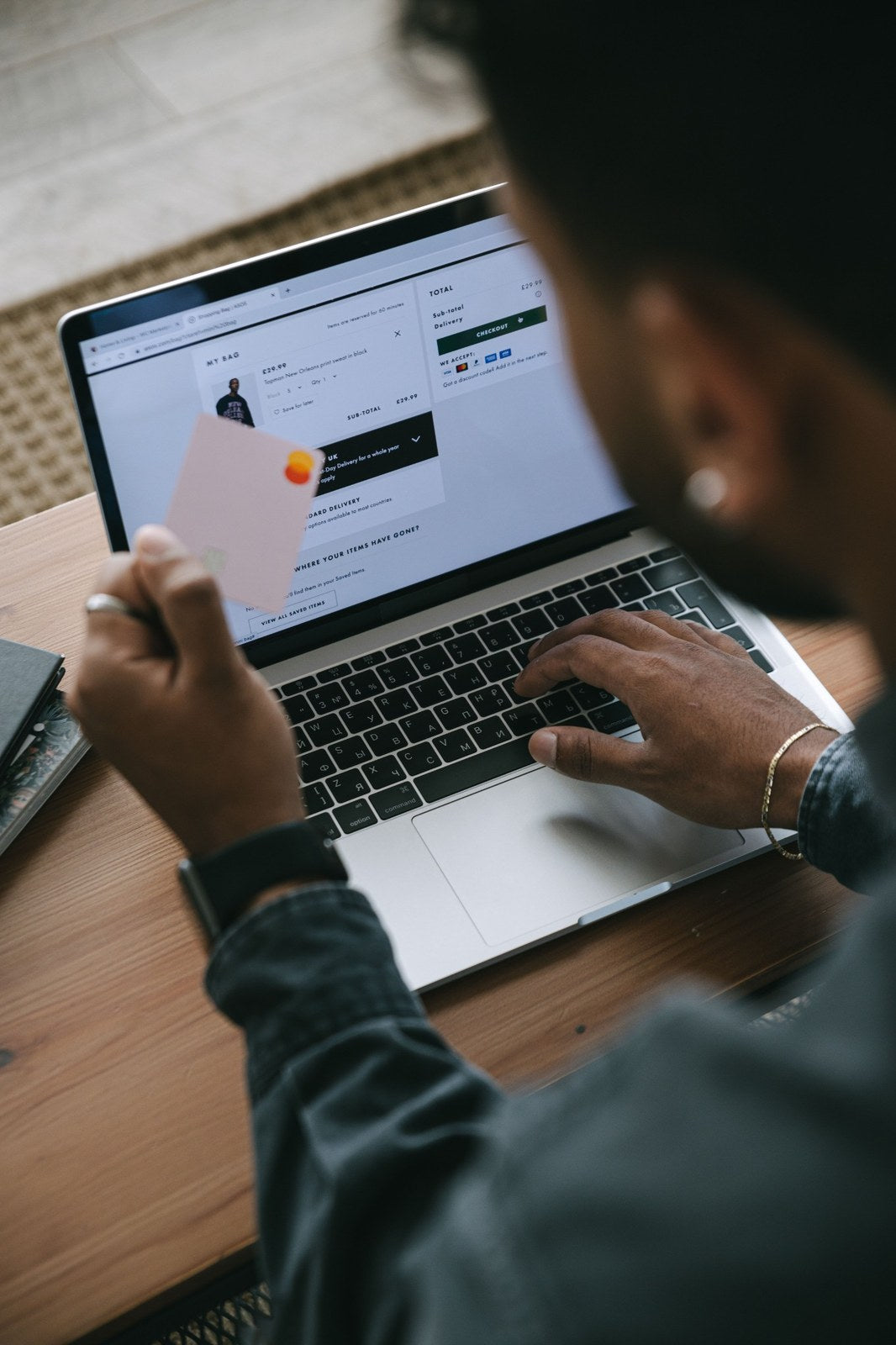 Rolex Watches Online: How to Shop Safely
