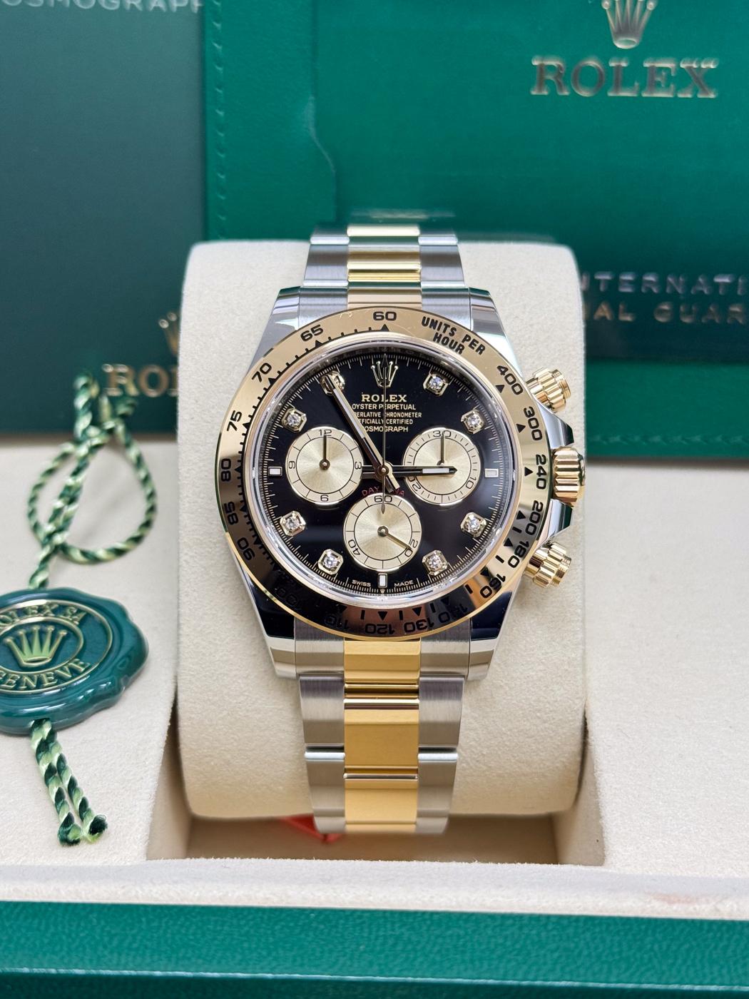 Rolex Cosmograph Daytona 40mm Two-Tone Yellow Gold Black Diamond Dial