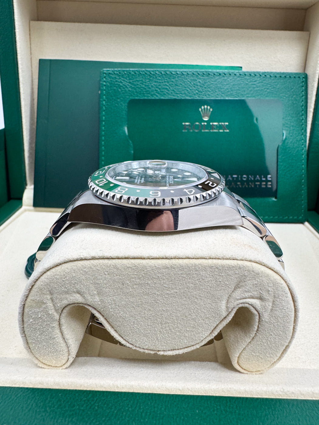 Rolex GMT-Master II "Lefty Sprite" 40mm Left-Handed Black Dial Green and Black Bezel Oyster Bracelet 126720VTNR – New 2025 / 2026