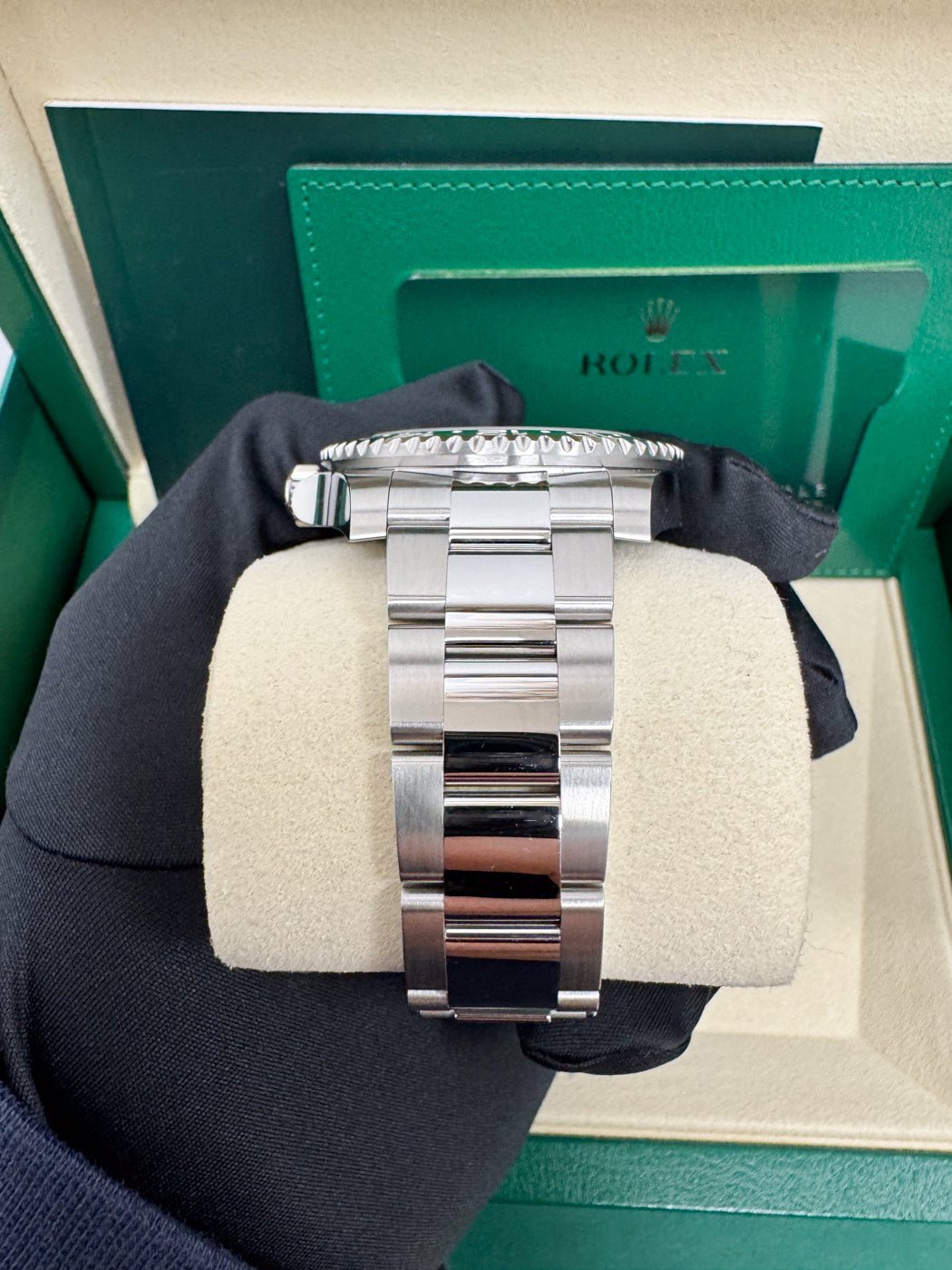 Rolex GMT-Master II "Lefty Sprite" 40mm Left-Handed Black Dial Green and Black Bezel Oyster Bracelet 126720VTNR – New 2025 / 2026