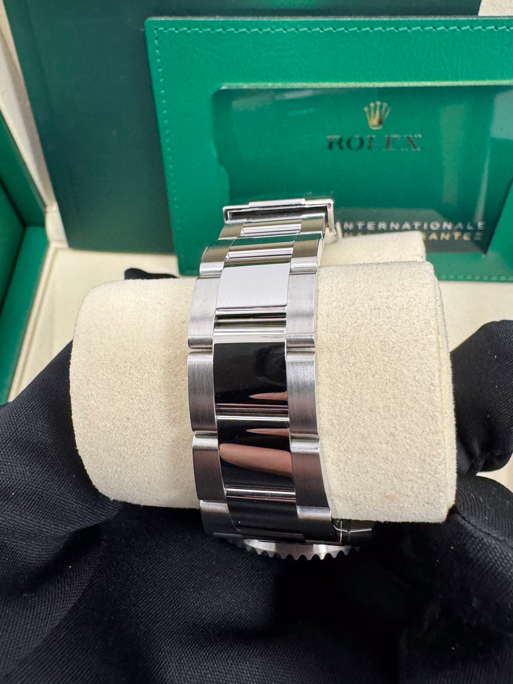 Rolex GMT-Master II "Lefty Sprite" 40mm Left-Handed Black Dial Green and Black Bezel Oyster Bracelet 126720VTNR – New 2025 / 2026