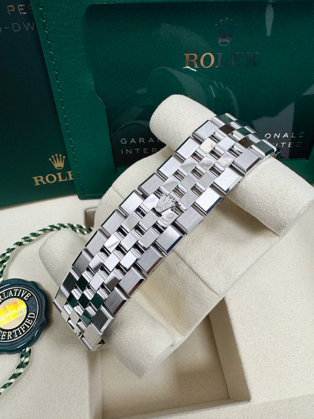 Rolex Land-Dweller 40mm Fluted Bezel White Honeycomb-Motif Dial Flat Jubilee 127334 - New 2025 / 2026