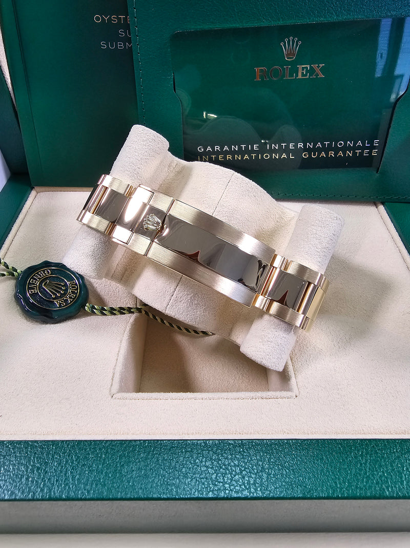 Rolex Submariner 41mm Yellow Gold Blue Dial Blue Bezel - 126618LB - New 2025