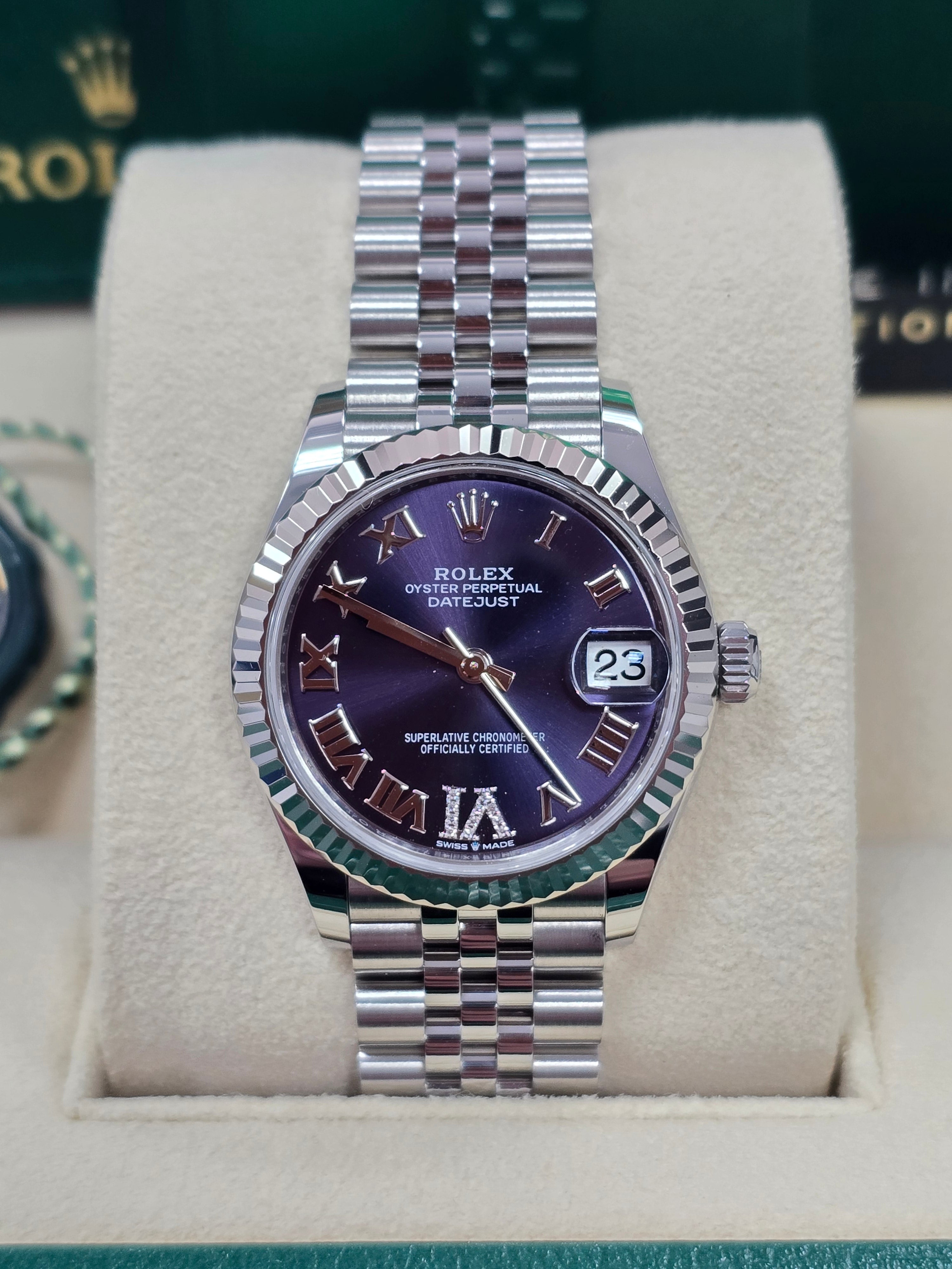 Rolex Lady-Datejust 31mm Violet (Purple) Roman Diamond Dial Fluted Bezel Jubilee Bracelet 278274 – New 2025