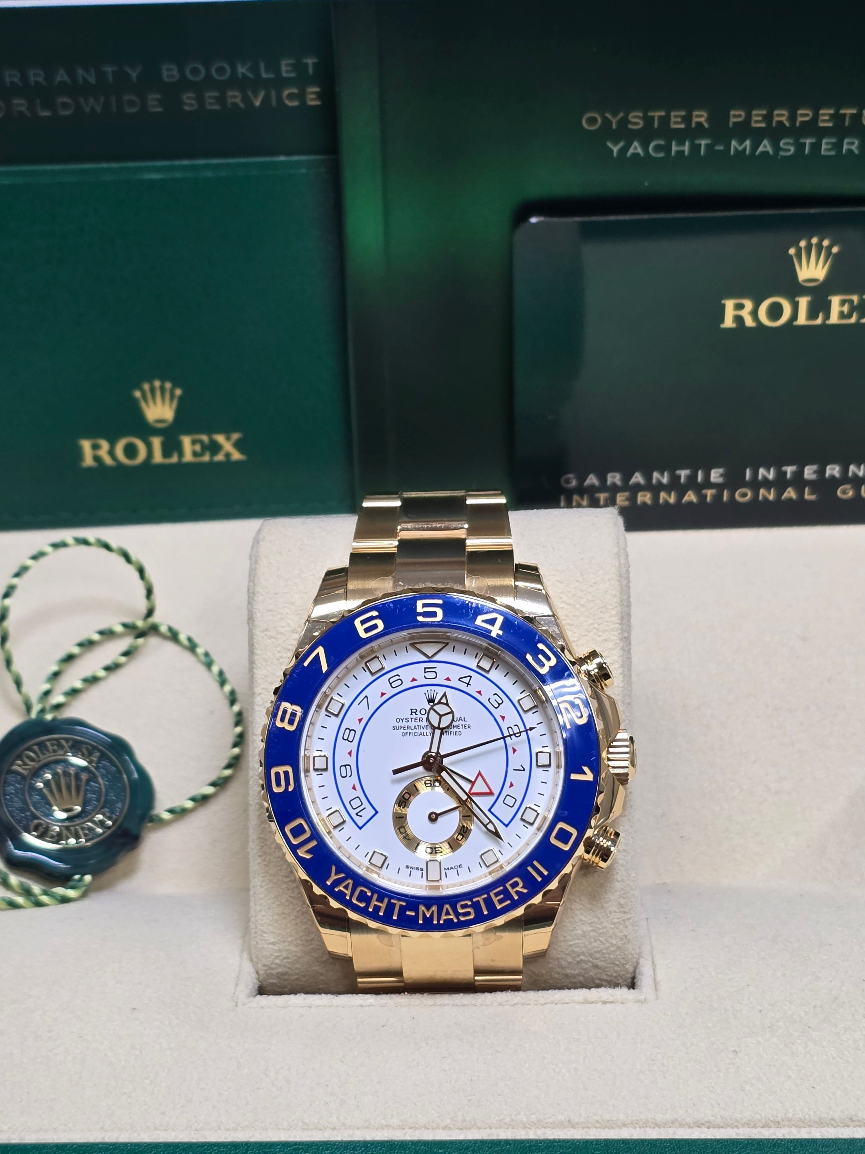Rolex Yacht-Master II 44mm Yellow Gold - 116688 - Mint 2023
