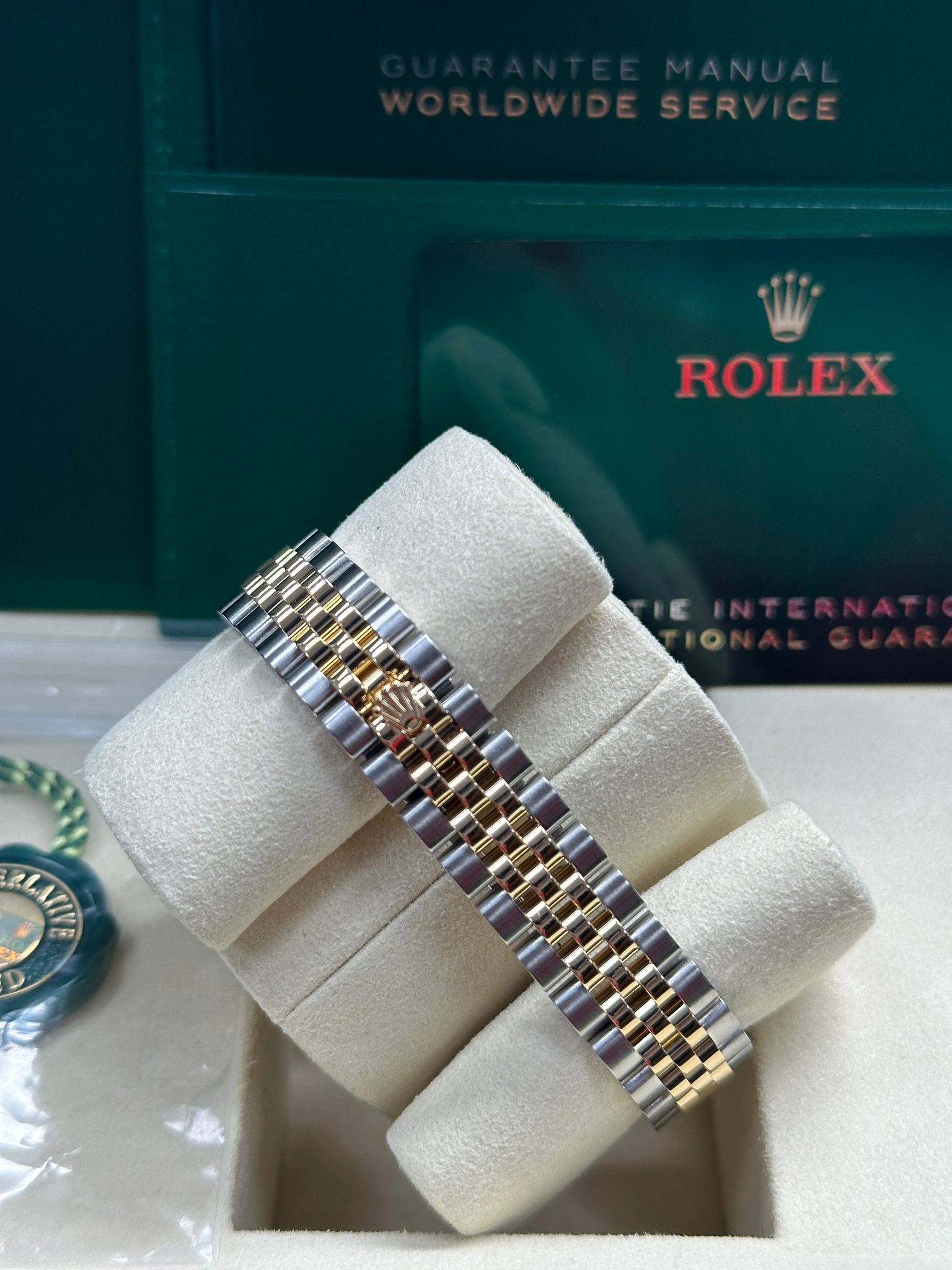 Rolex Lady-Datejust 31mm Two-Tone Yellow Gold Mother of Pearl Diamond Dial Fluted Bezel Jubilee Bracelet 278273 – New 2025