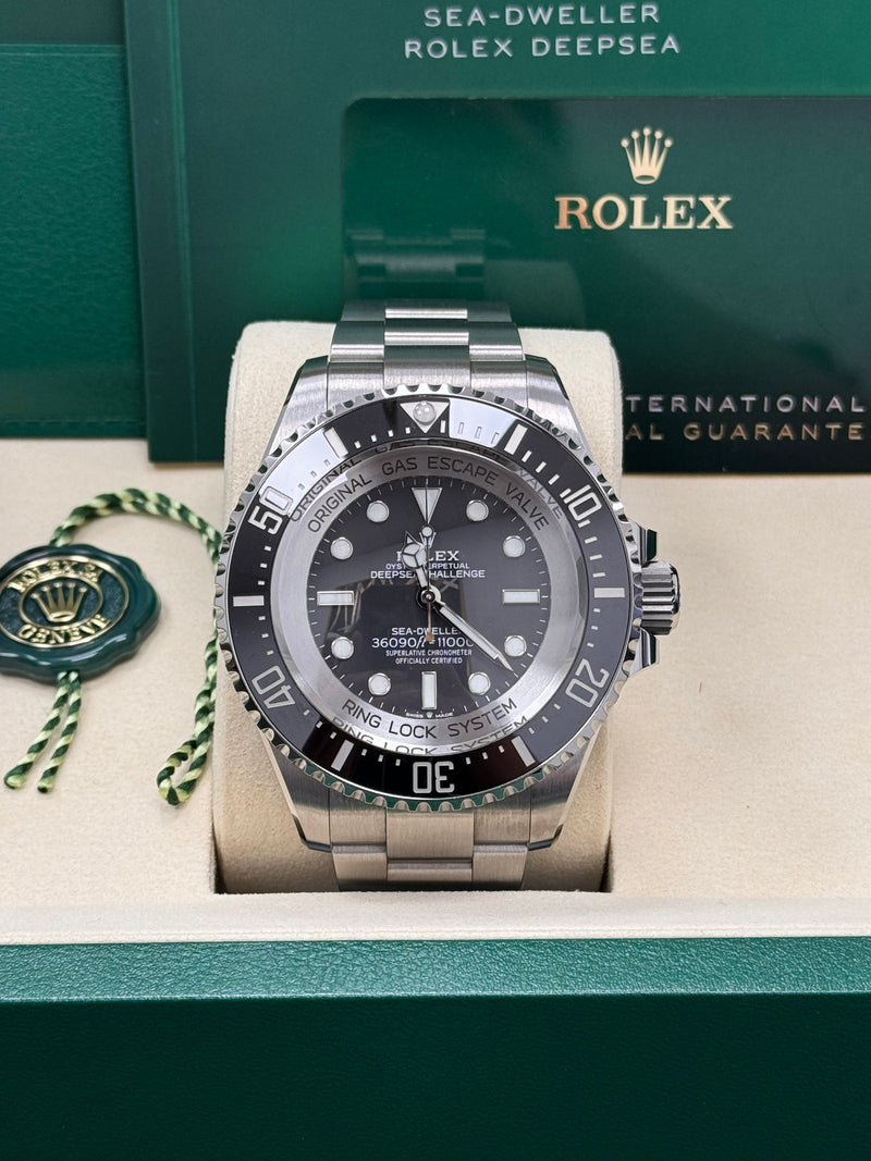 Close-Up of Black Dial and Chromalight Markers – Deepsea Challenge 126067