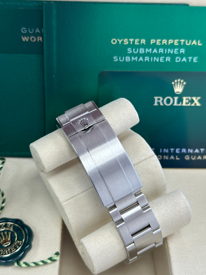 Close-Up of Triplock Crown and Green Bezel – Rolex Submariner 126610LV 2025