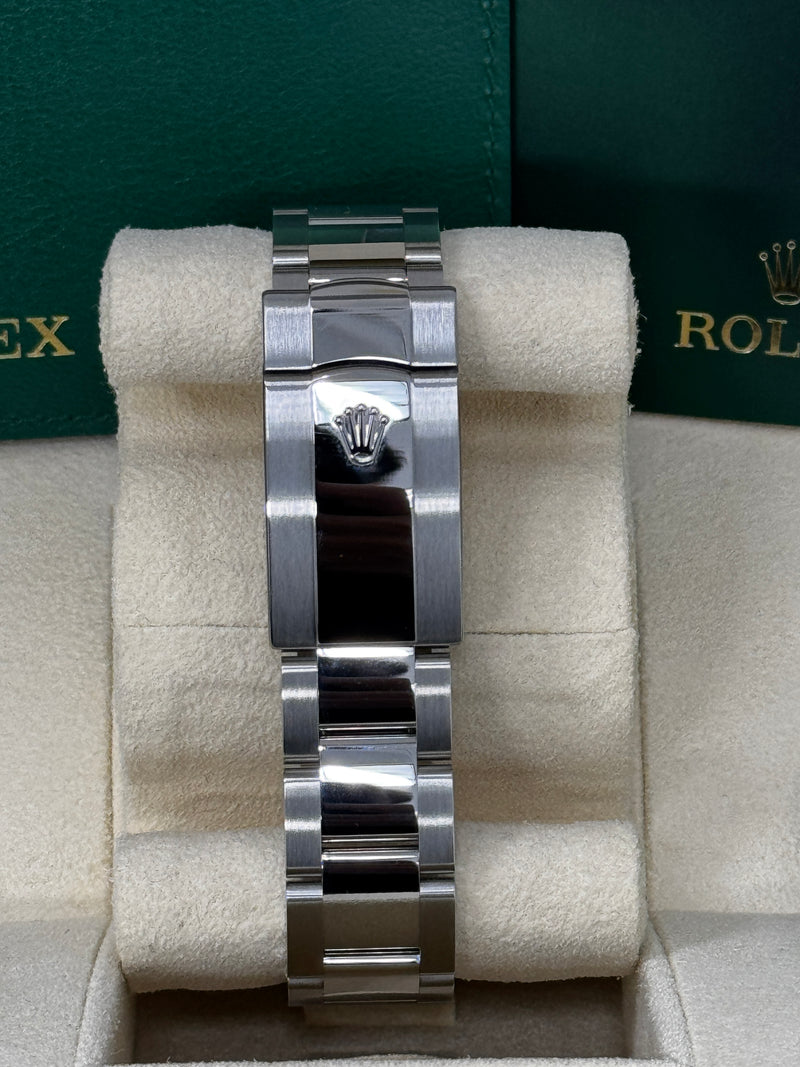 Rolex Datejust 41mm Fluted Bezel Blue Index Dial Oyster - 126334 - New 2025