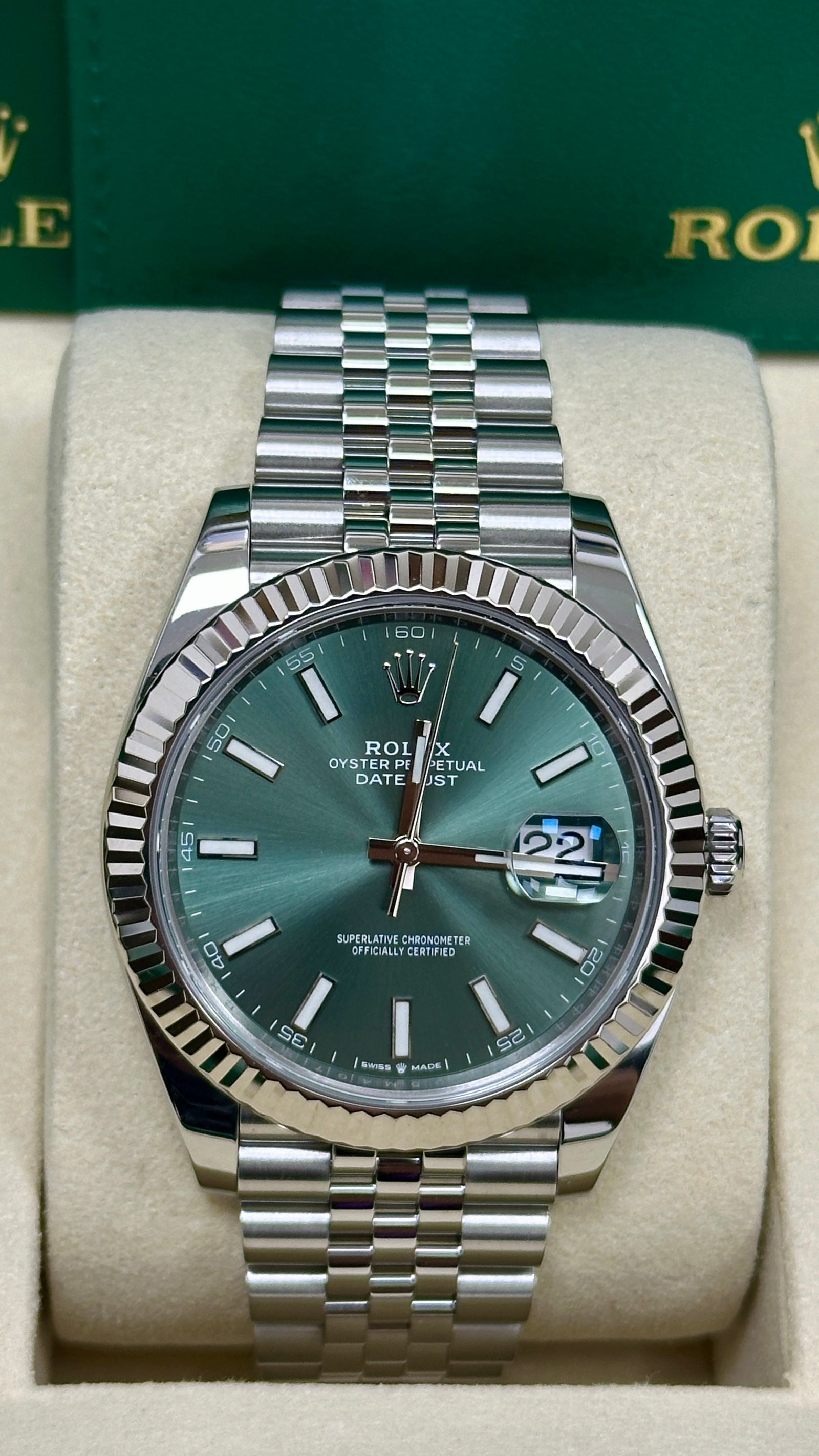 Rolex Datejust 41mm Fluted Bezel Mint Green Index Dial Jubilee
