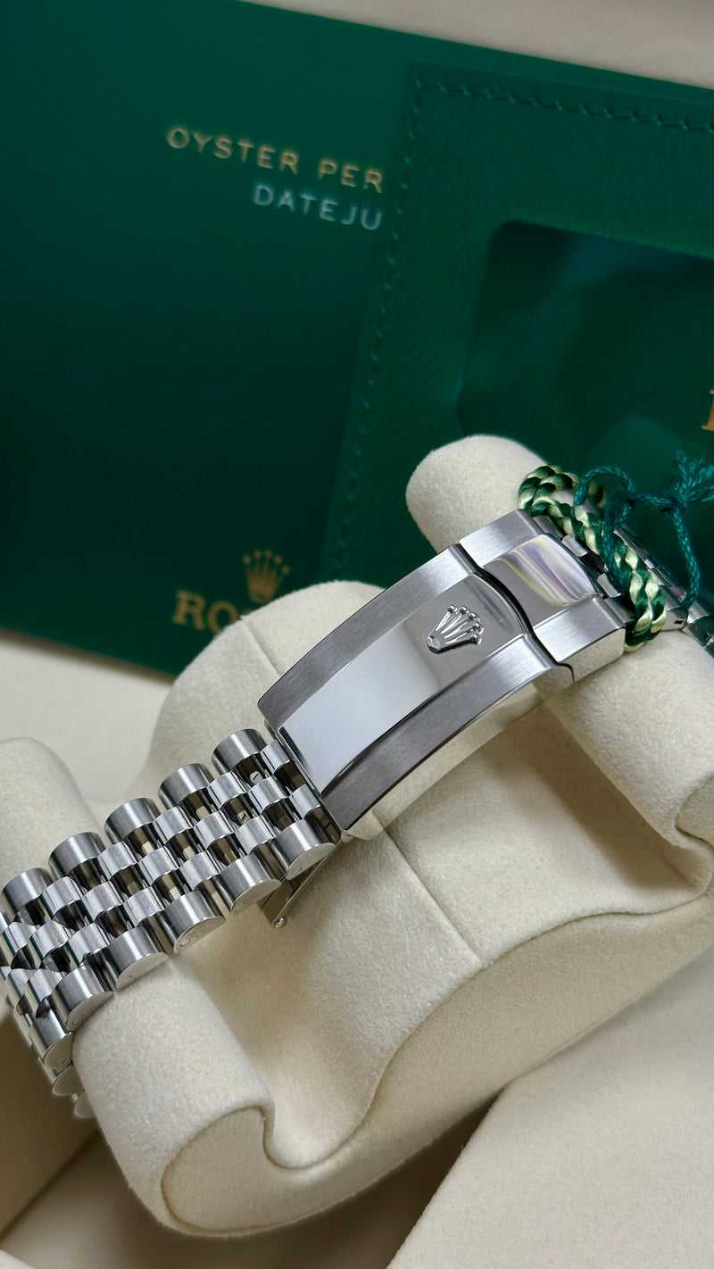 Rolex Datejust 36mm Fluted Bezel Silver Roman Diamond Dial Jubilee - 126234 - New 2025