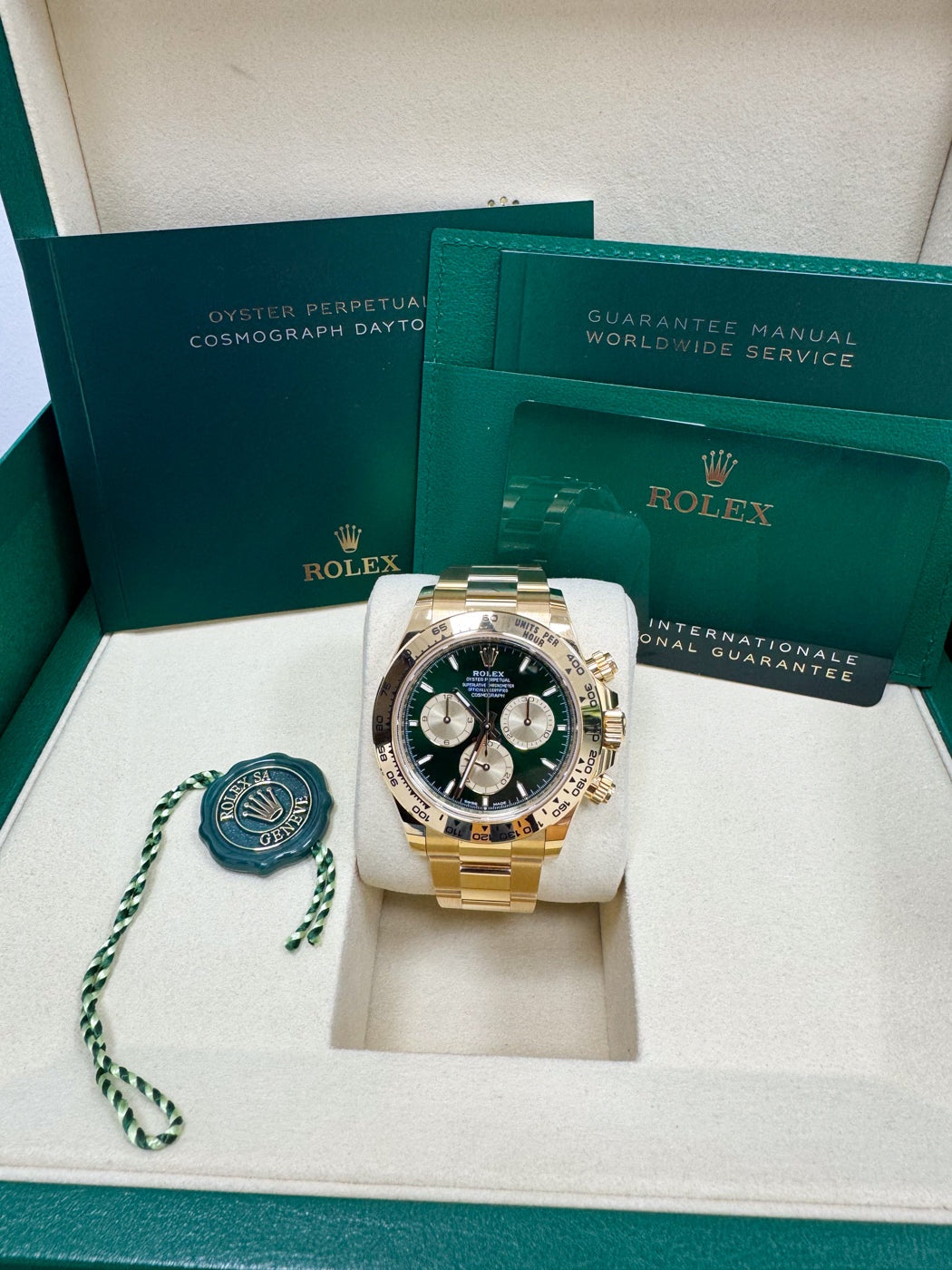 Rolex Cosmograph Daytona "John Mayer" 40mm Yellow Gold Green and Golden Dial