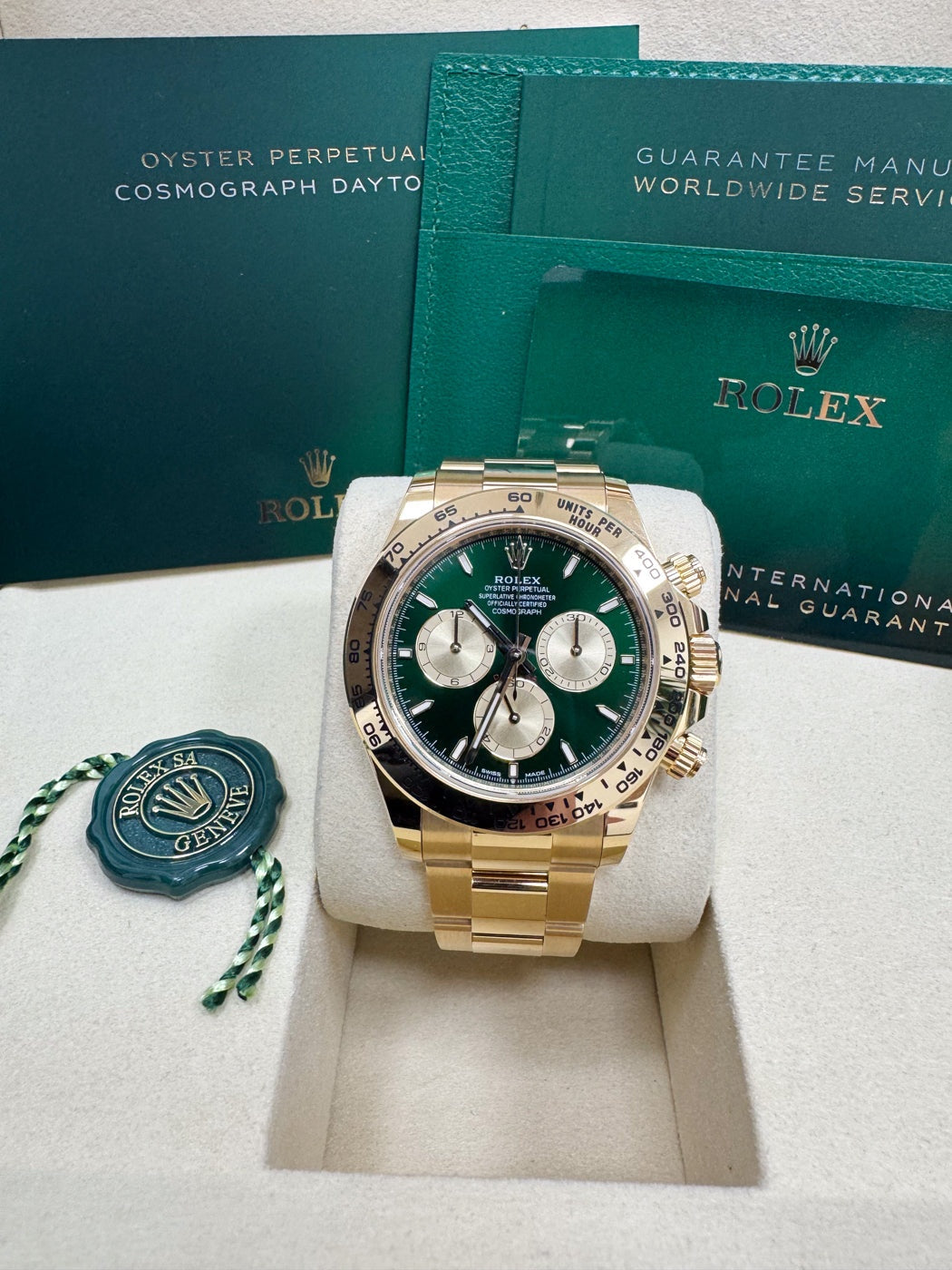 Rolex Cosmograph Daytona "John Mayer" 40mm Yellow Gold Green and Golden Dial